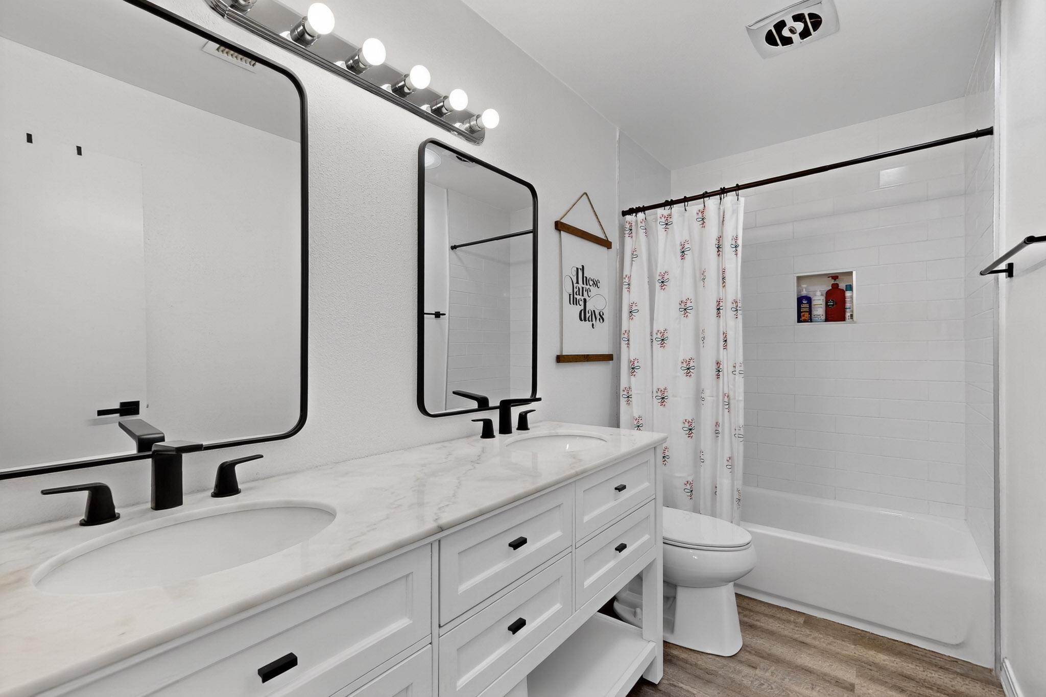 7613 Summer Avenue NE