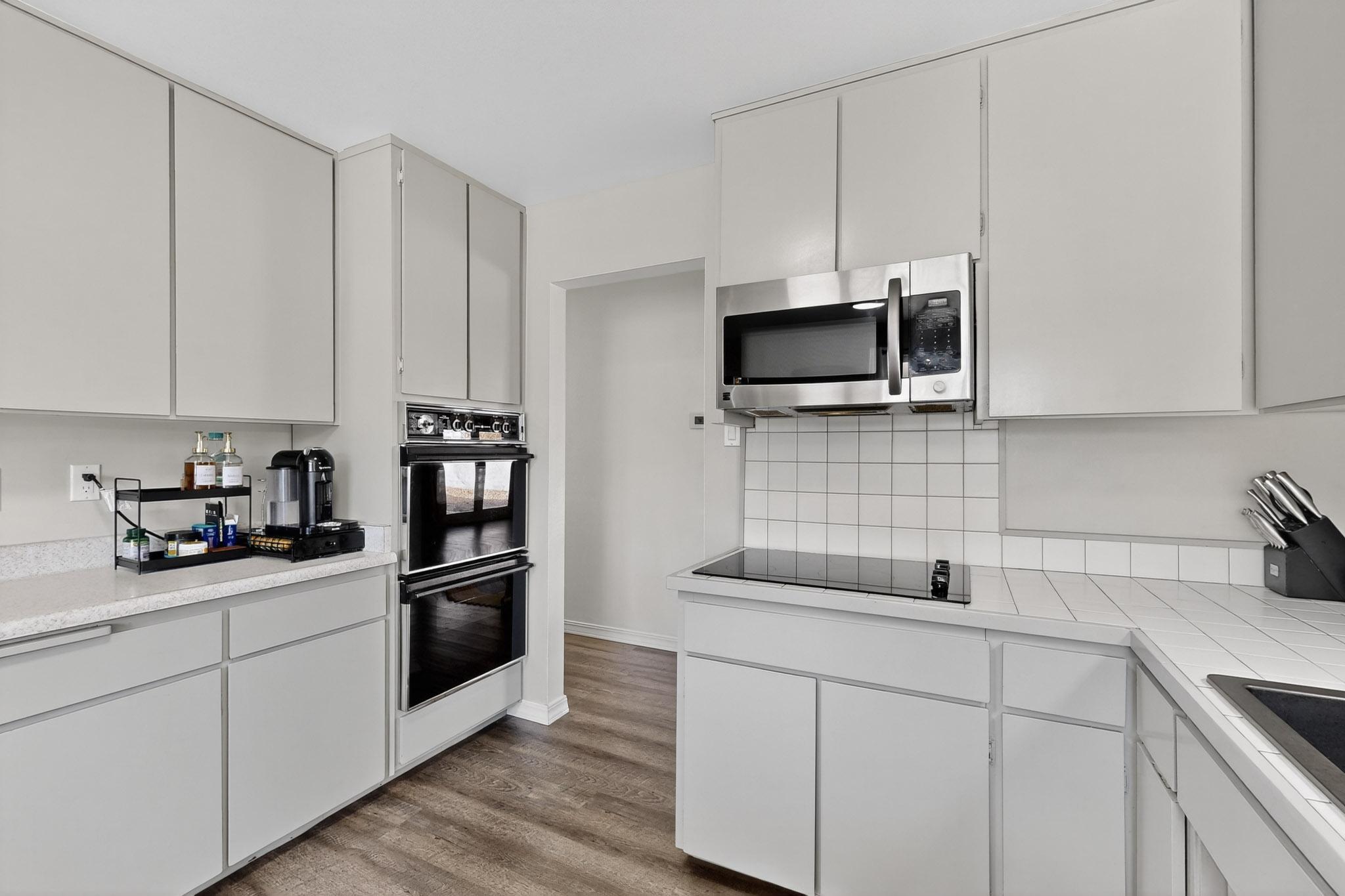 7613 Summer Avenue NE