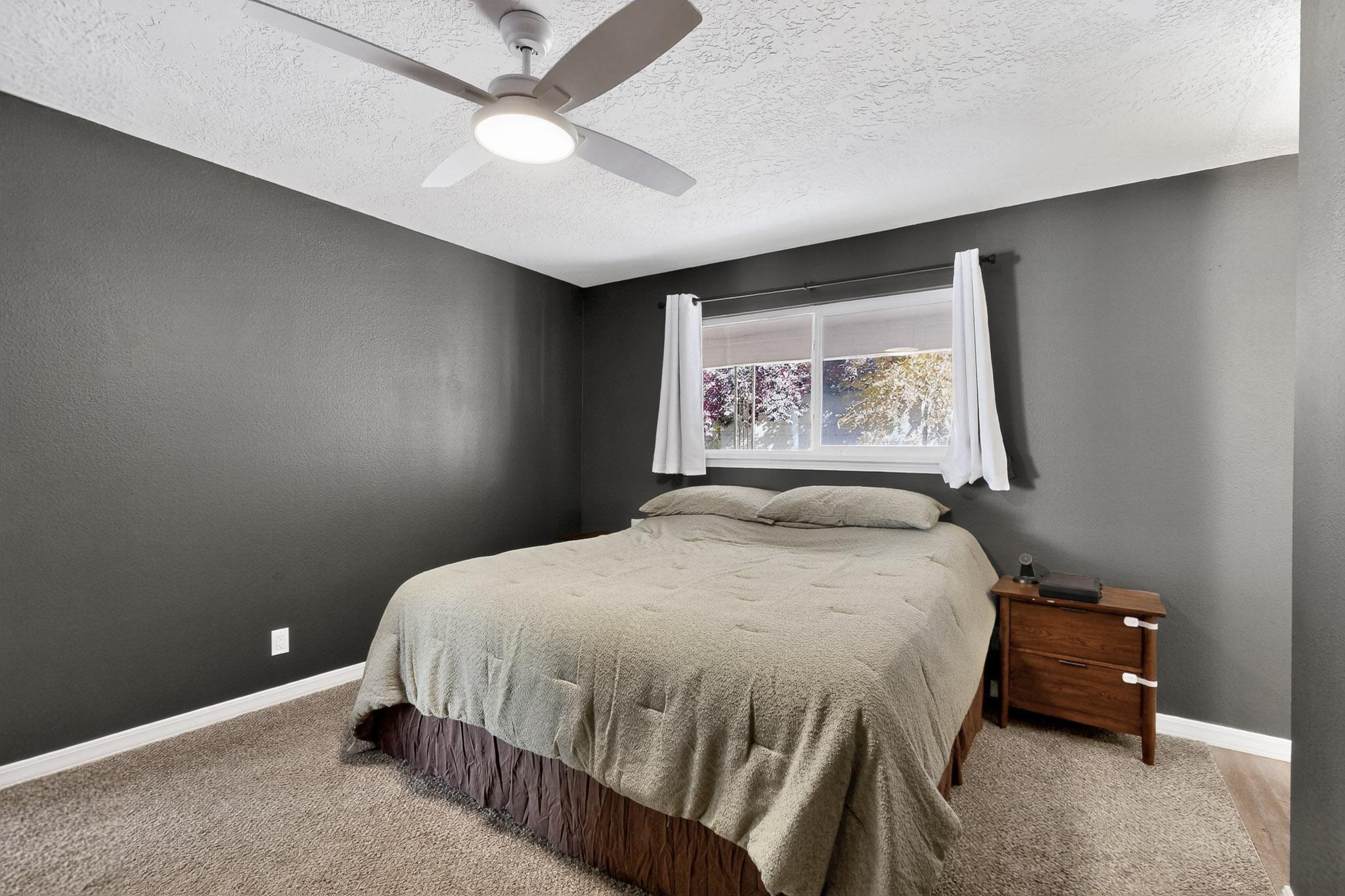 7613 Summer Avenue NE