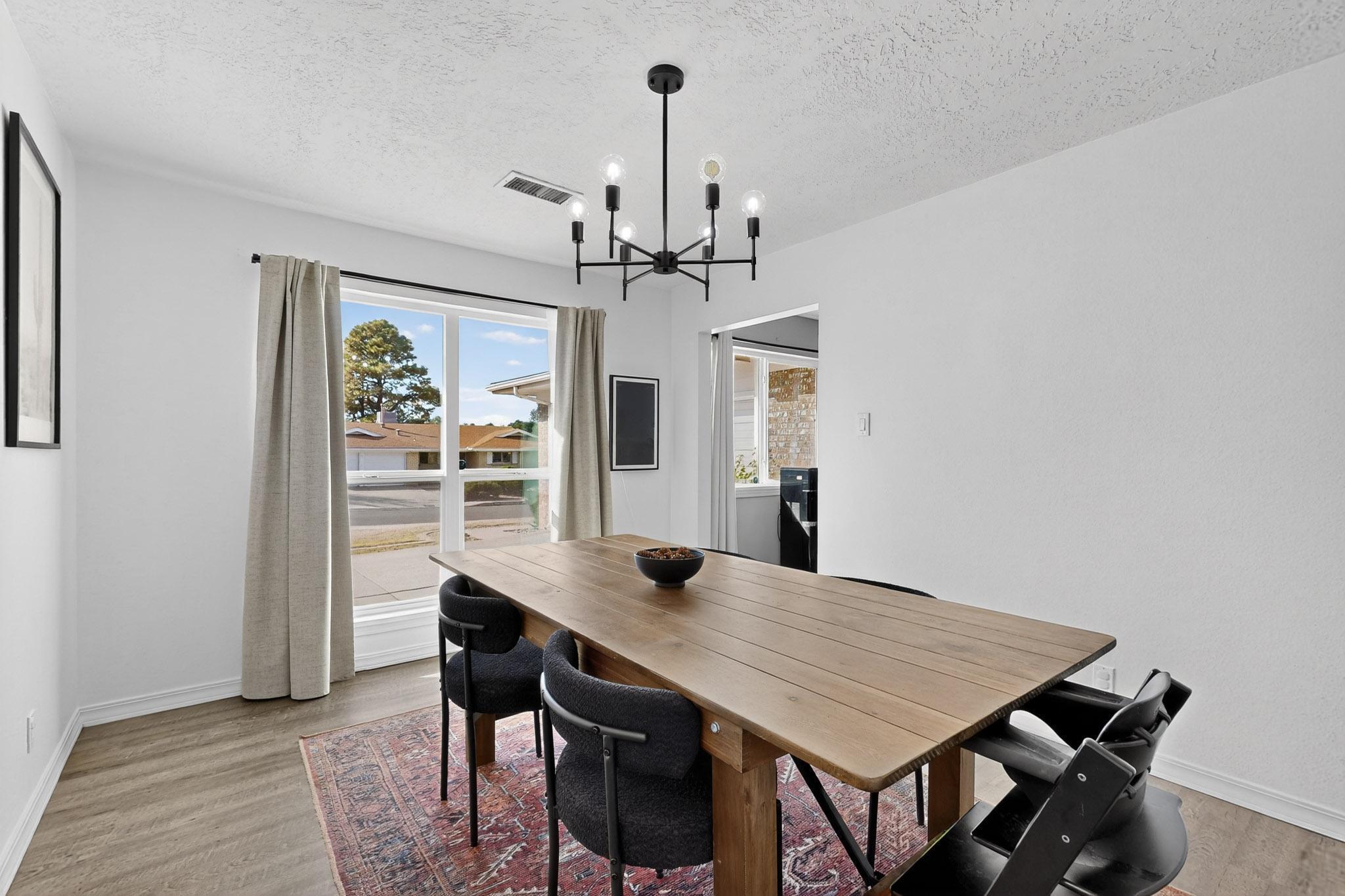 7613 Summer Avenue NE