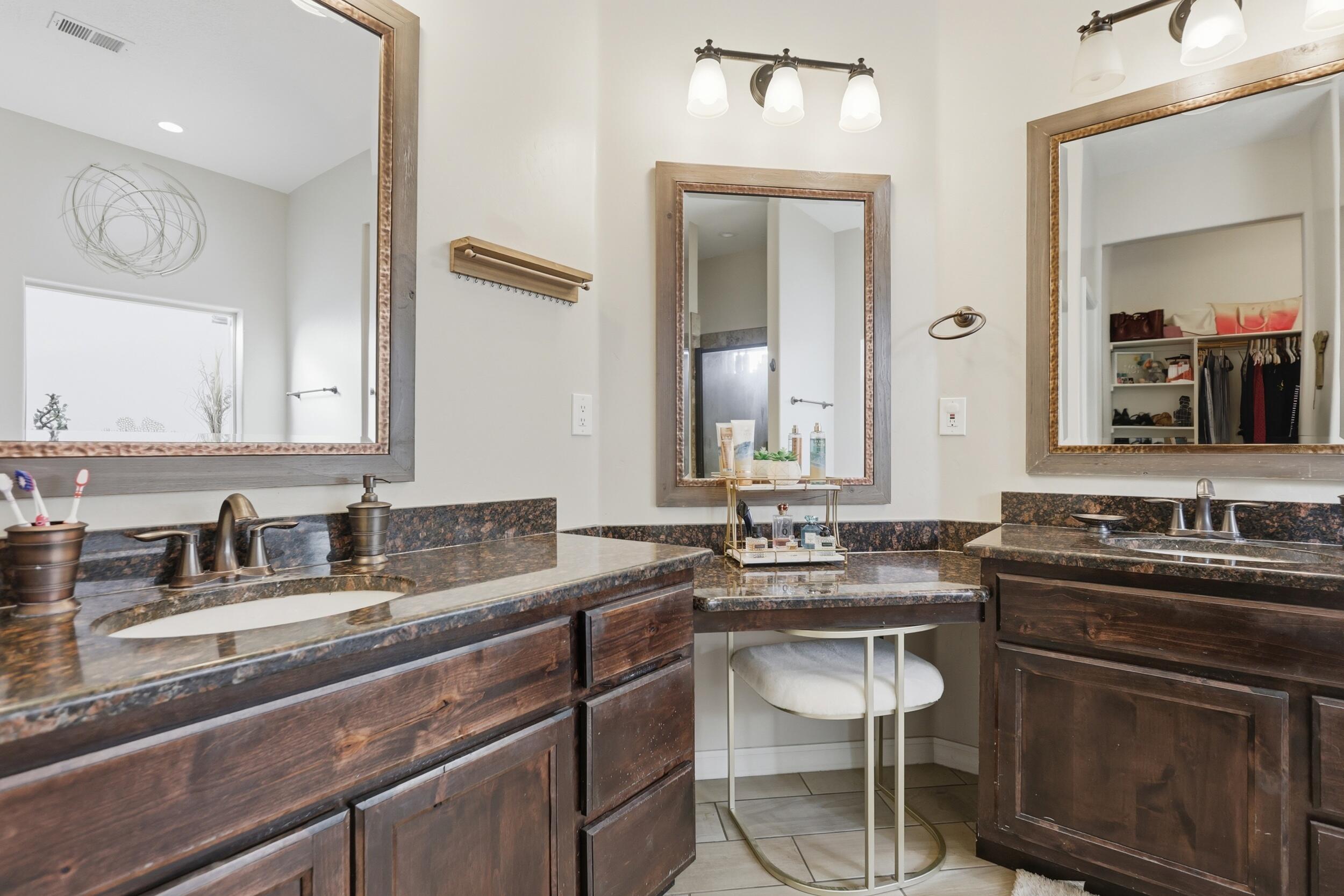 2560 Firewheel Avenue SW