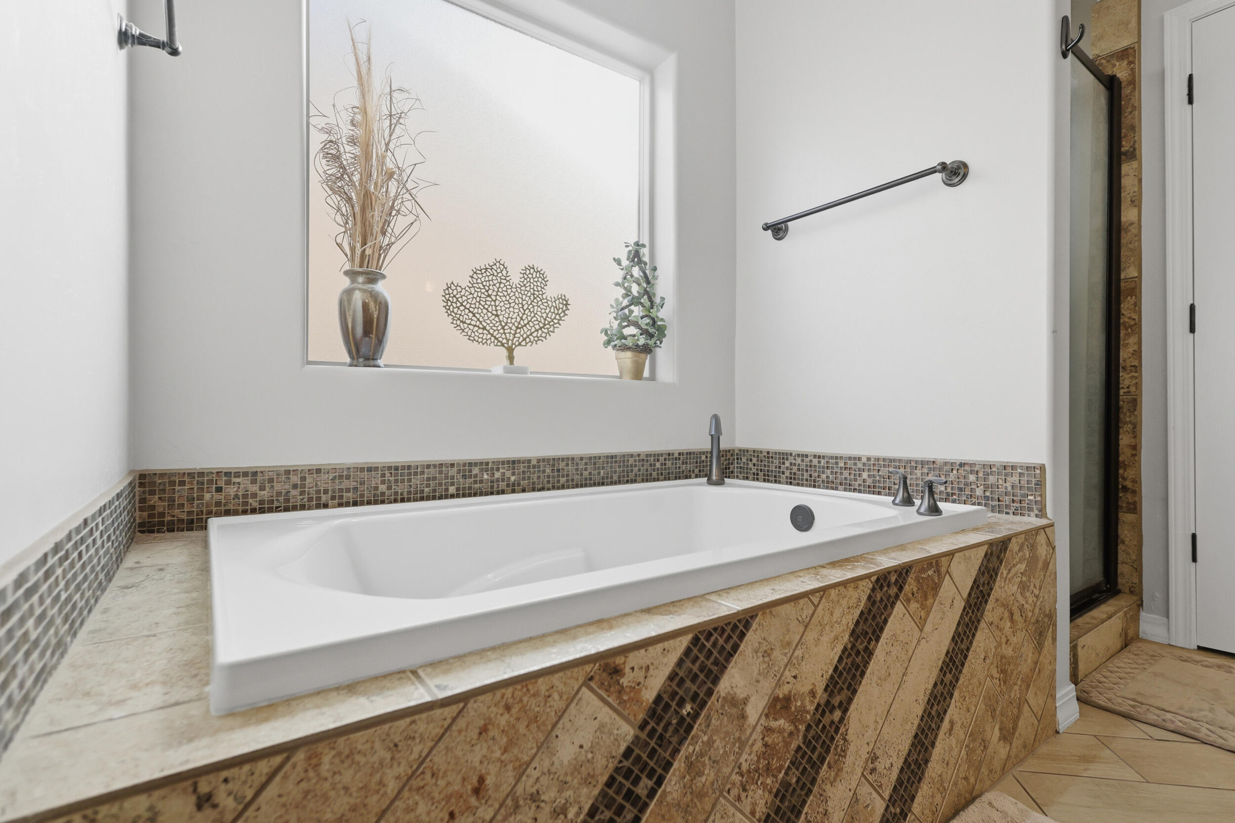 2560 Firewheel Avenue SW