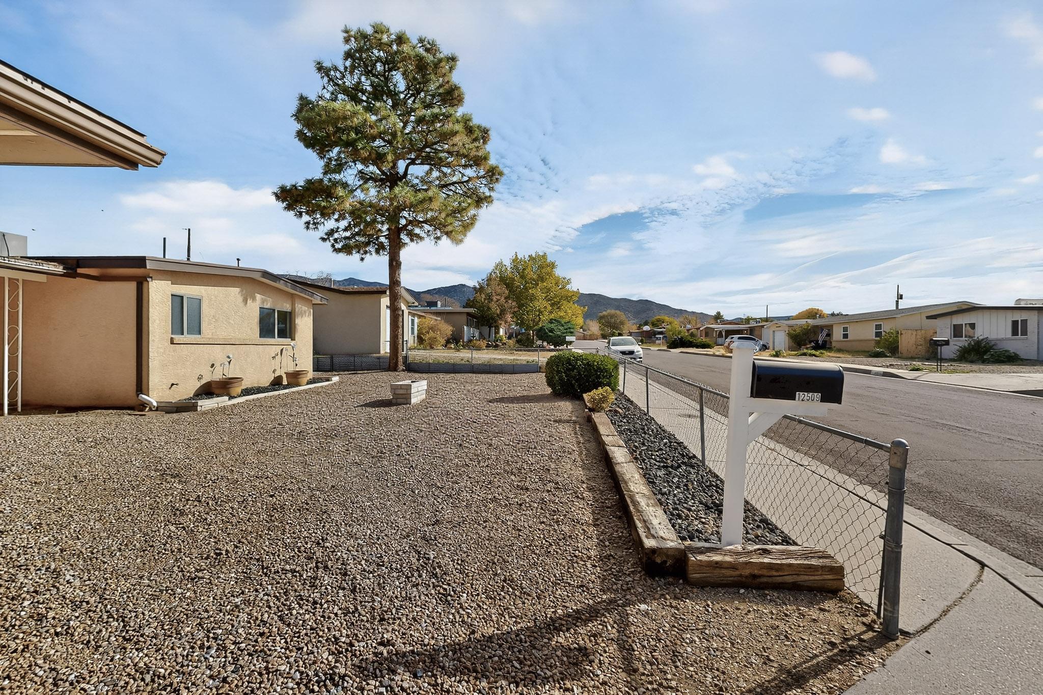 12509 Conejo Road NE