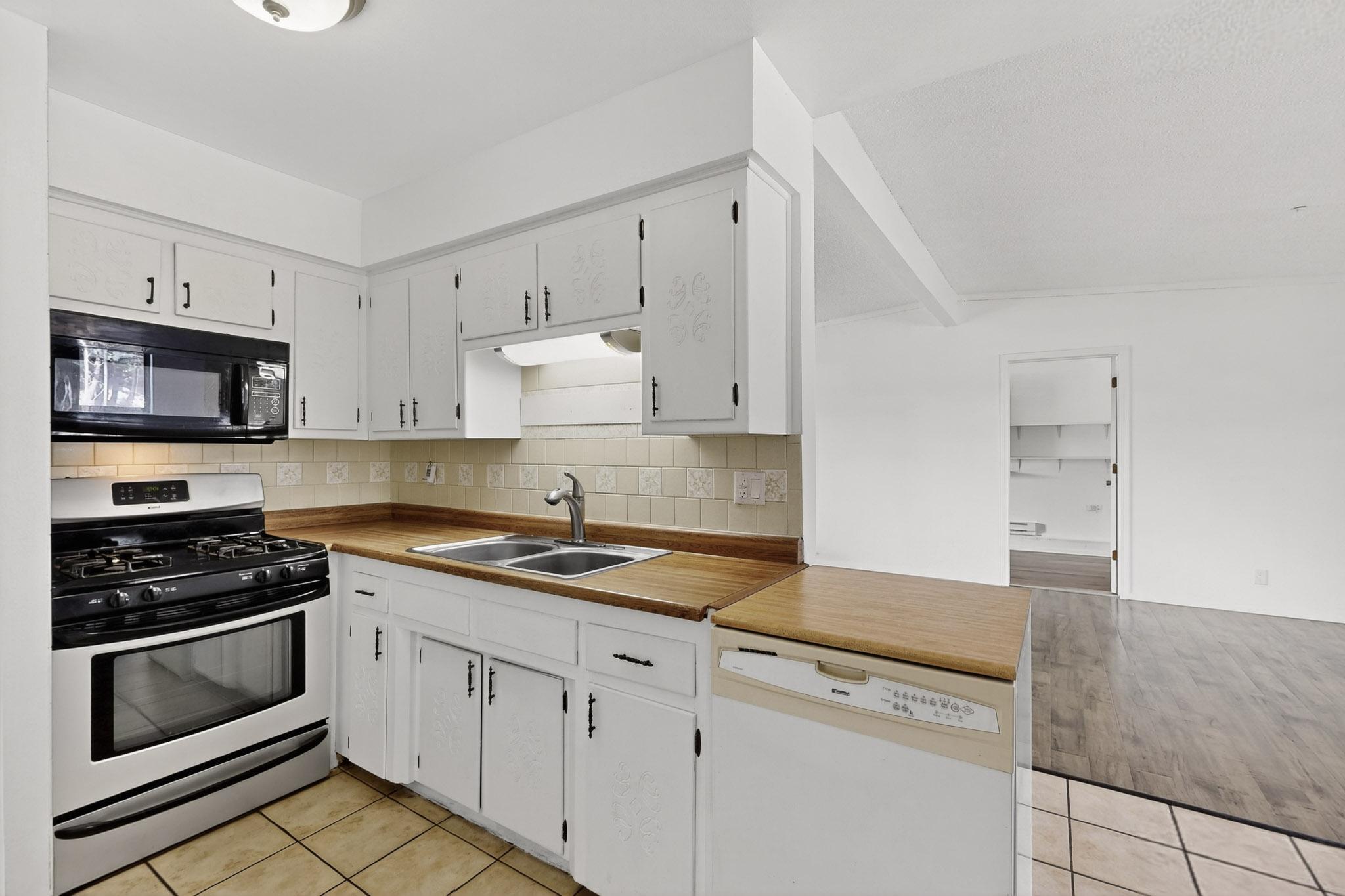 12509 Conejo Road NE