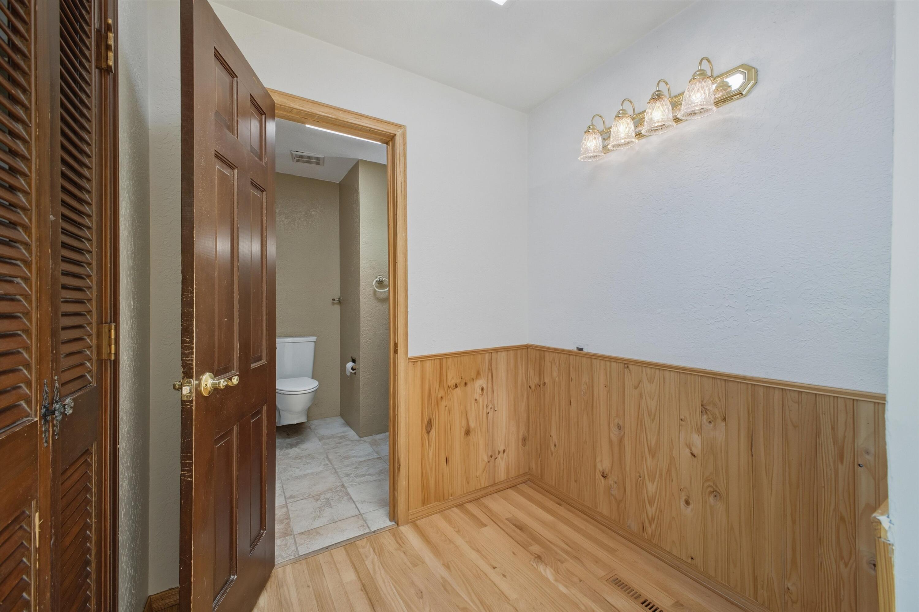 720 Lamp Post Circle SE