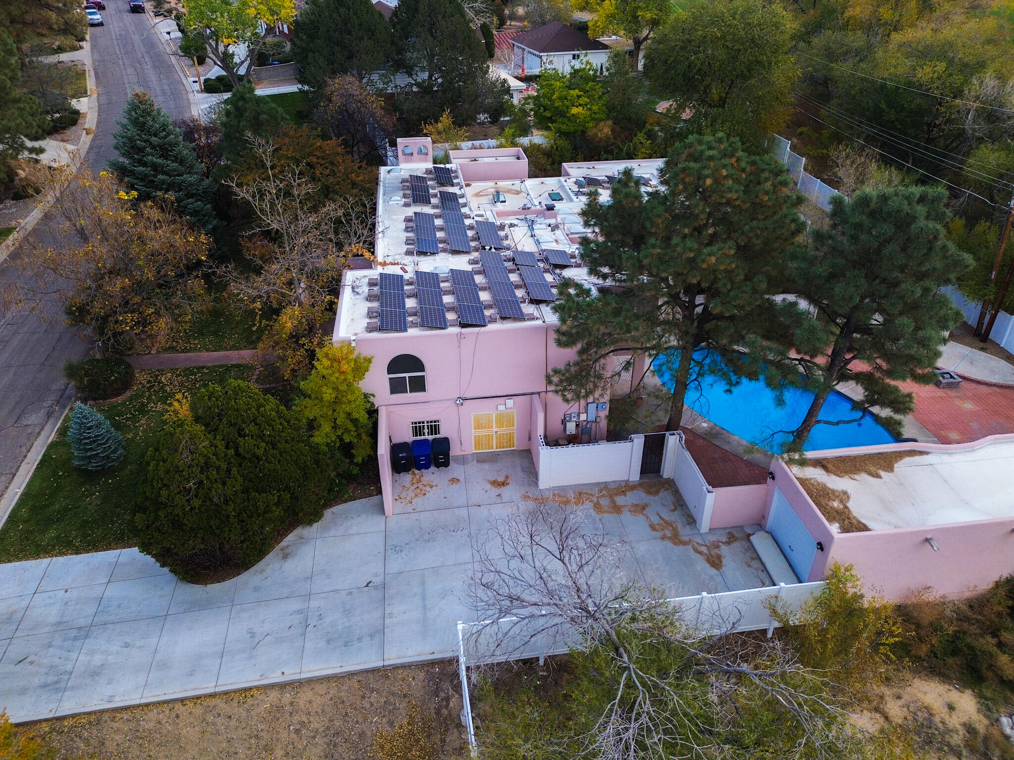 720 Lamp Post Circle SE