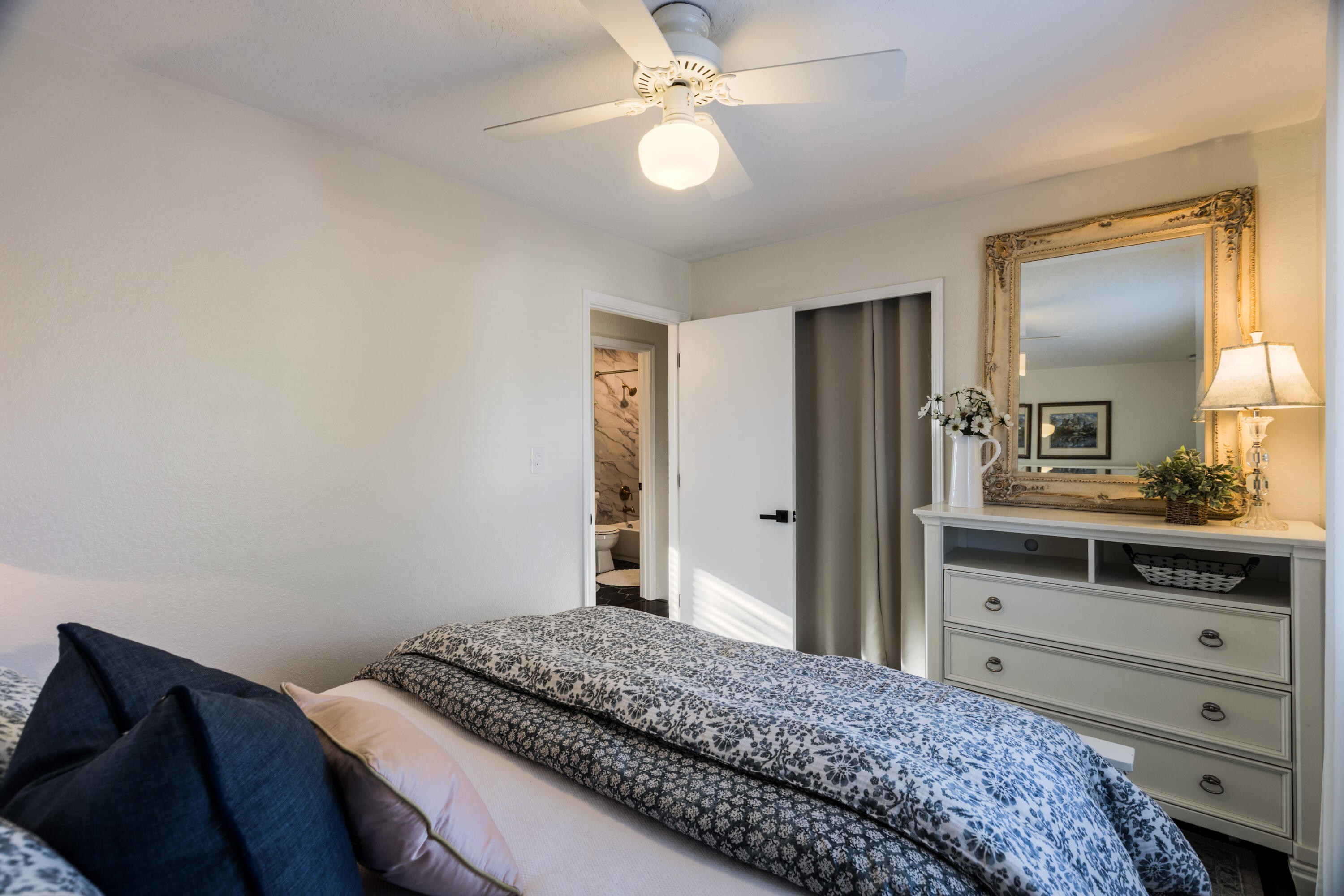 5517 Sonata Drive NE