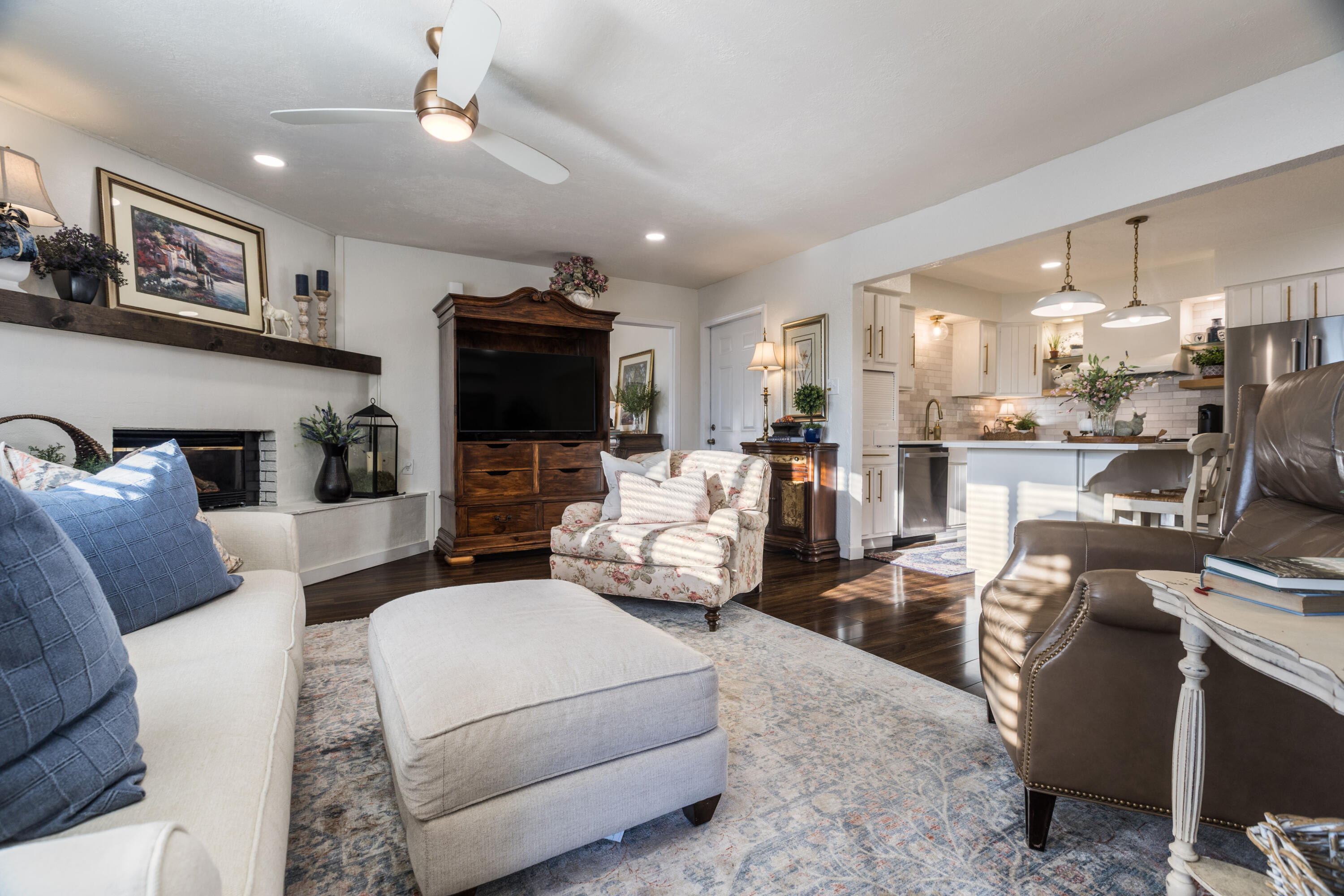 5517 Sonata Drive NE