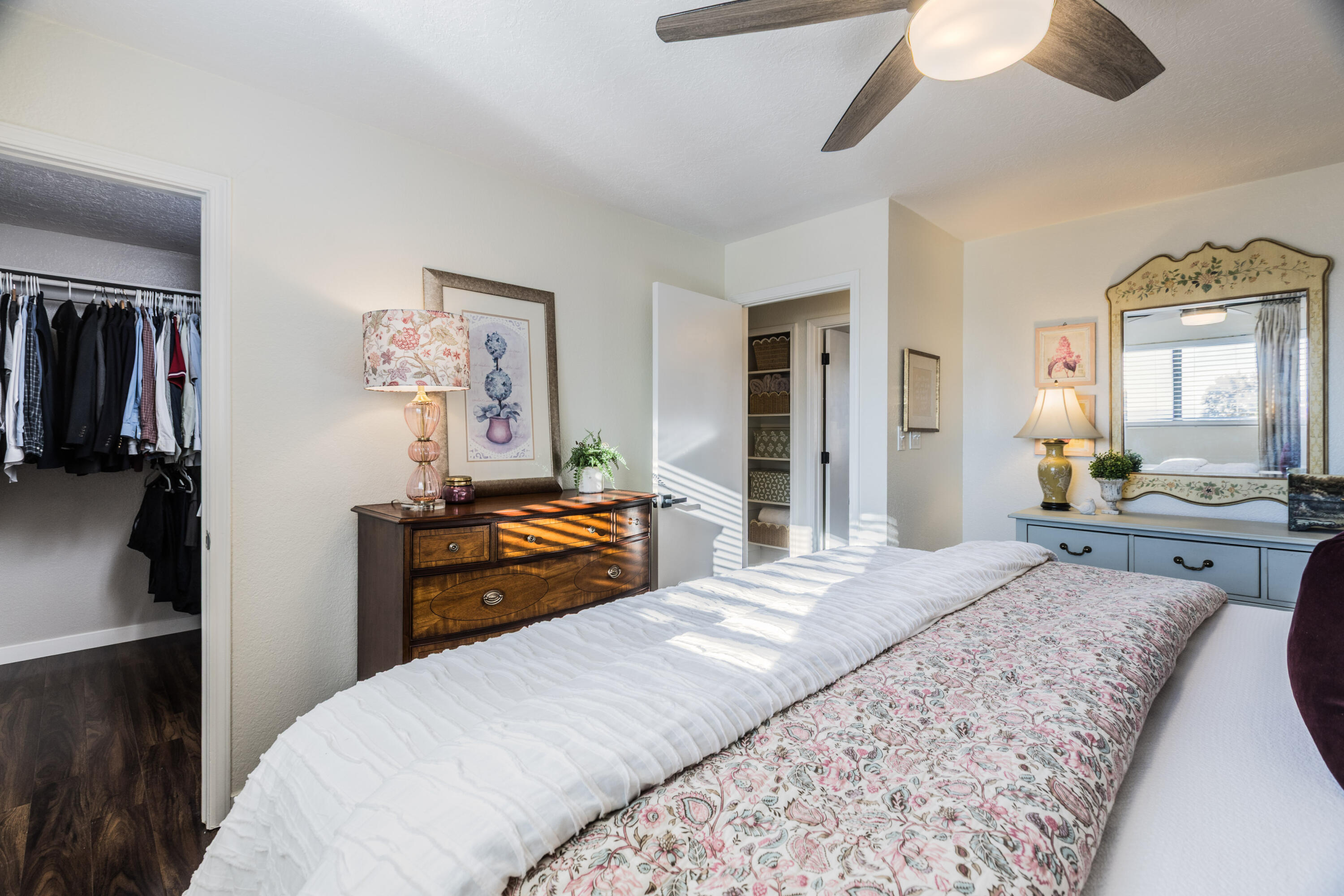 5517 Sonata Drive NE