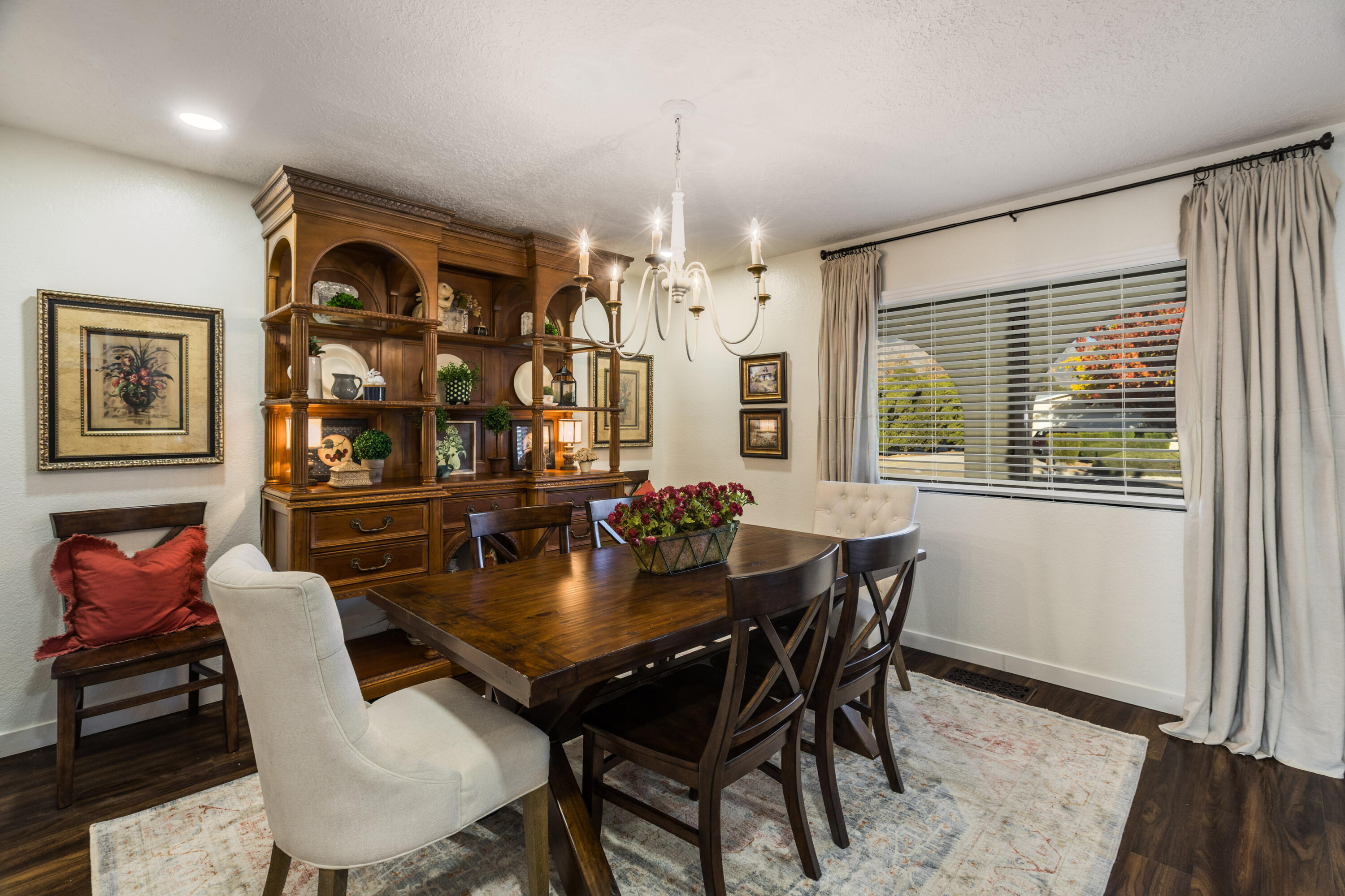 5517 Sonata Drive NE