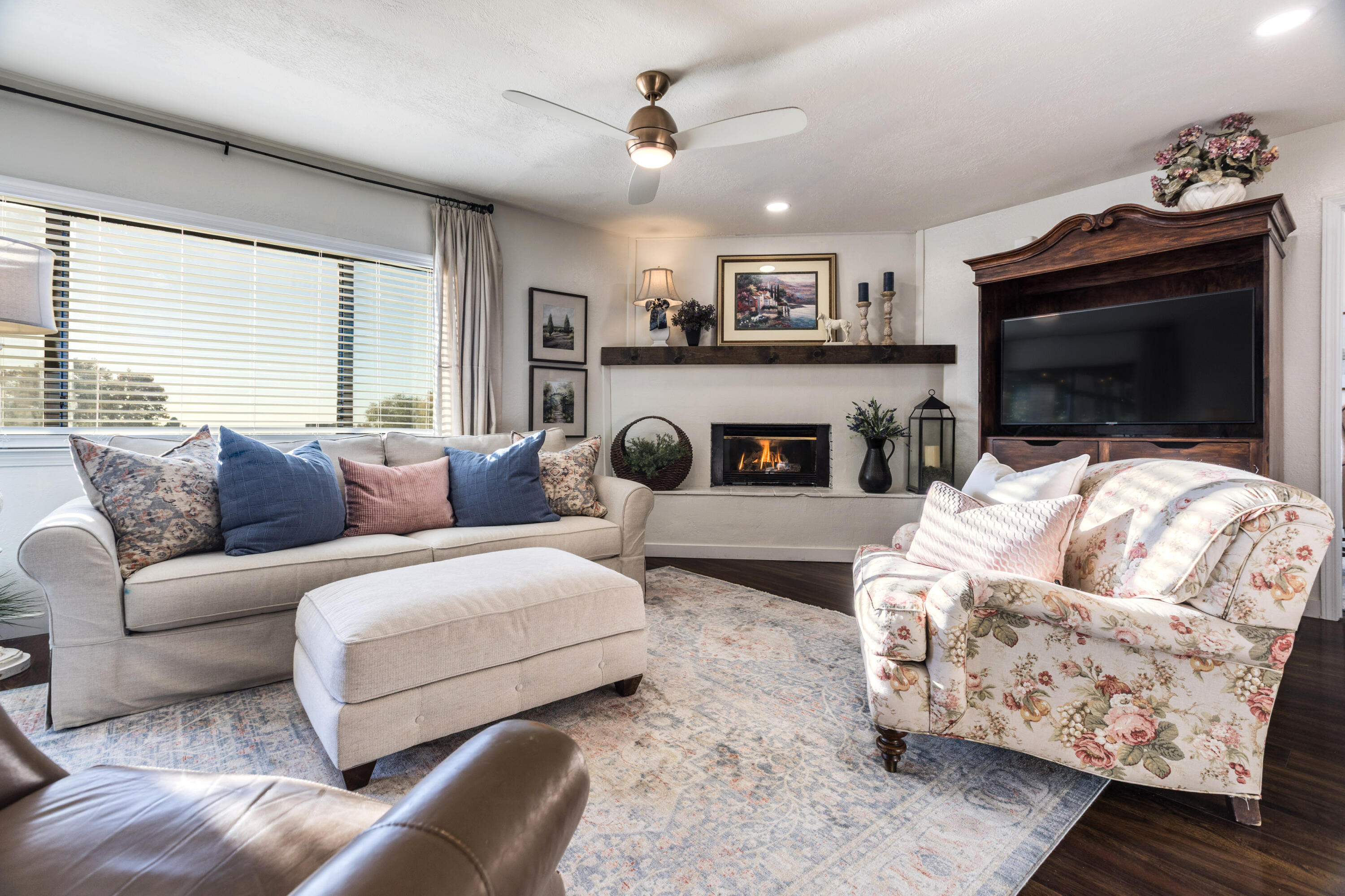 5517 Sonata Drive NE