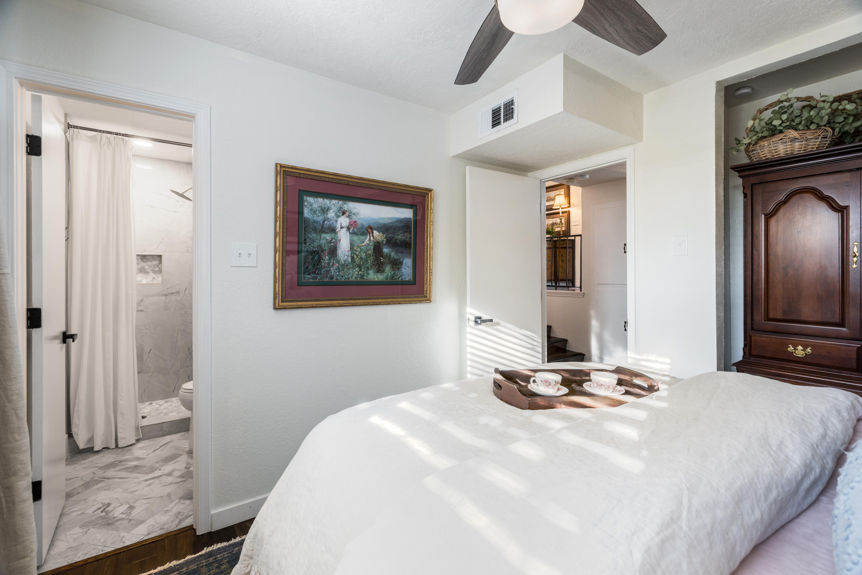 5517 Sonata Drive NE