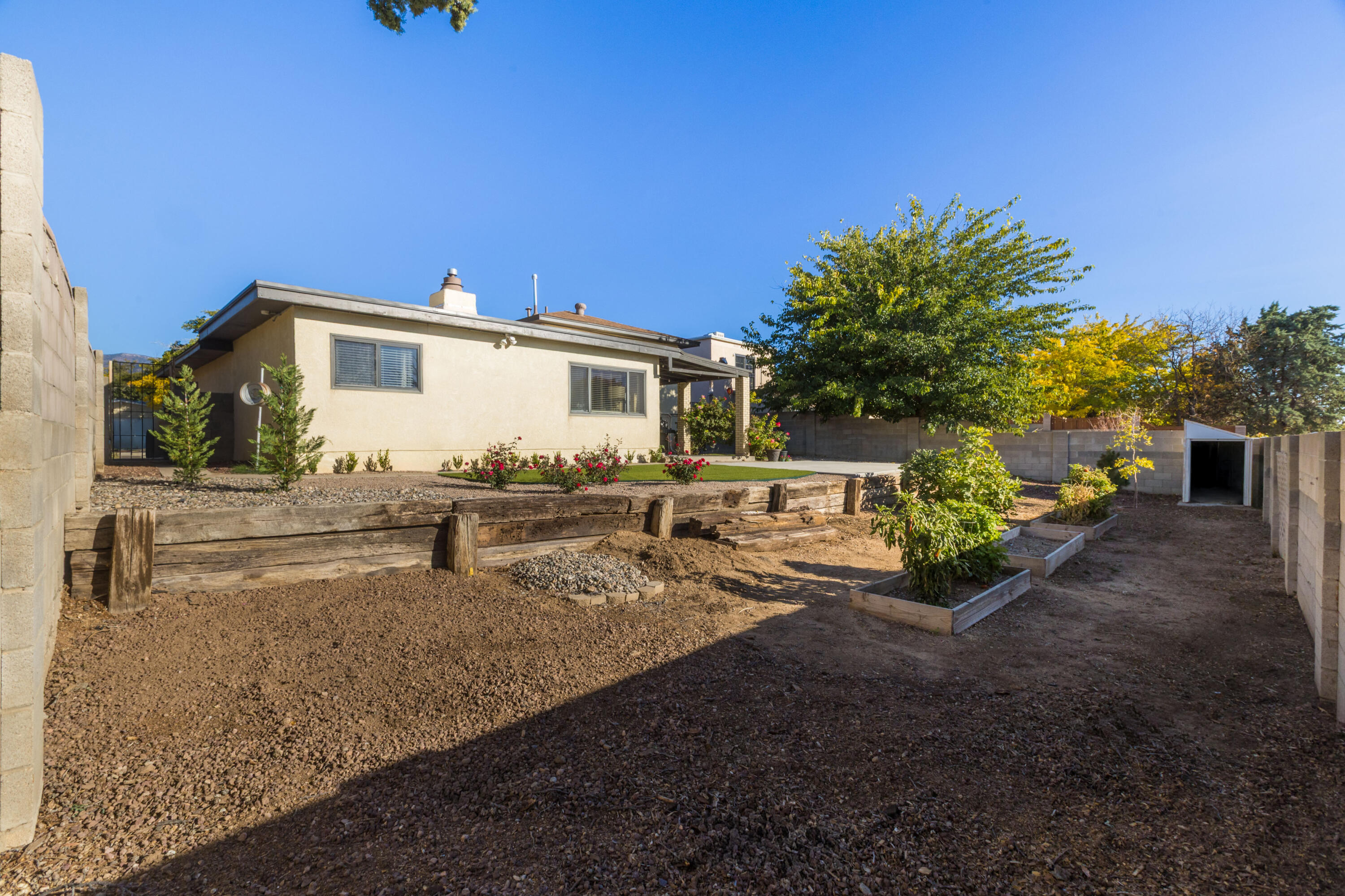 5517 Sonata Drive NE