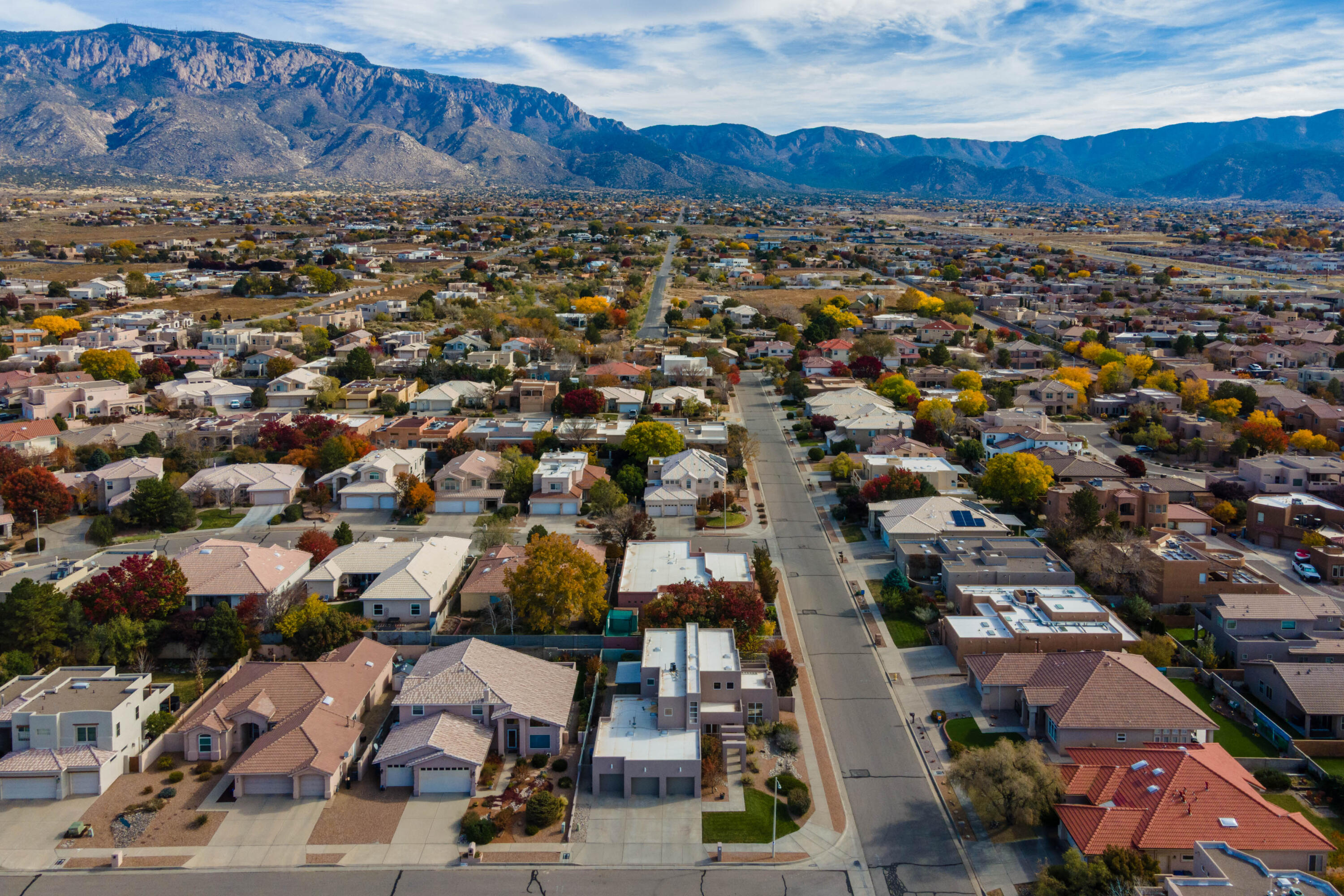 8400 Chateau Drive NE