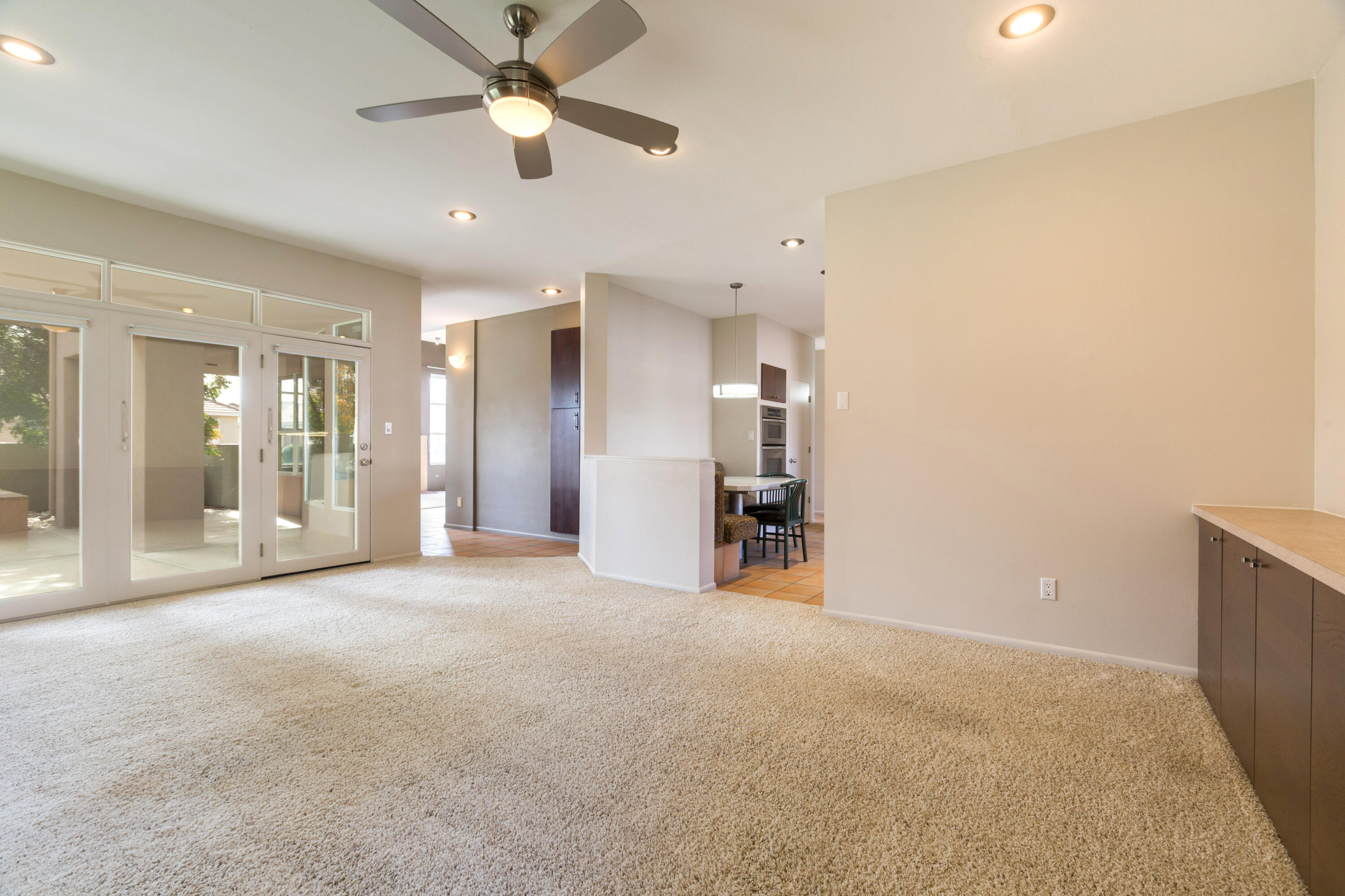 8400 Chateau Drive NE