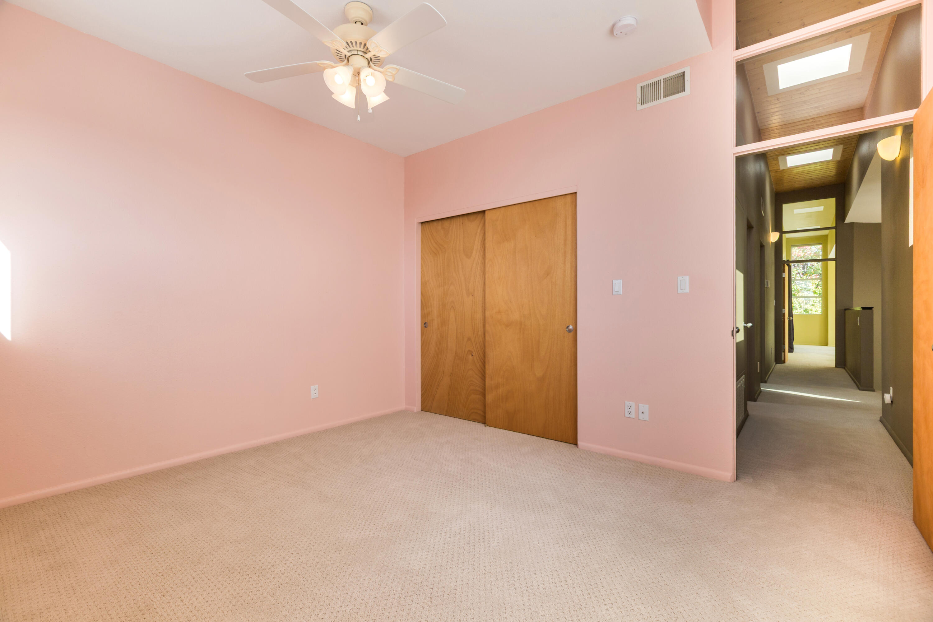 8400 Chateau Drive NE