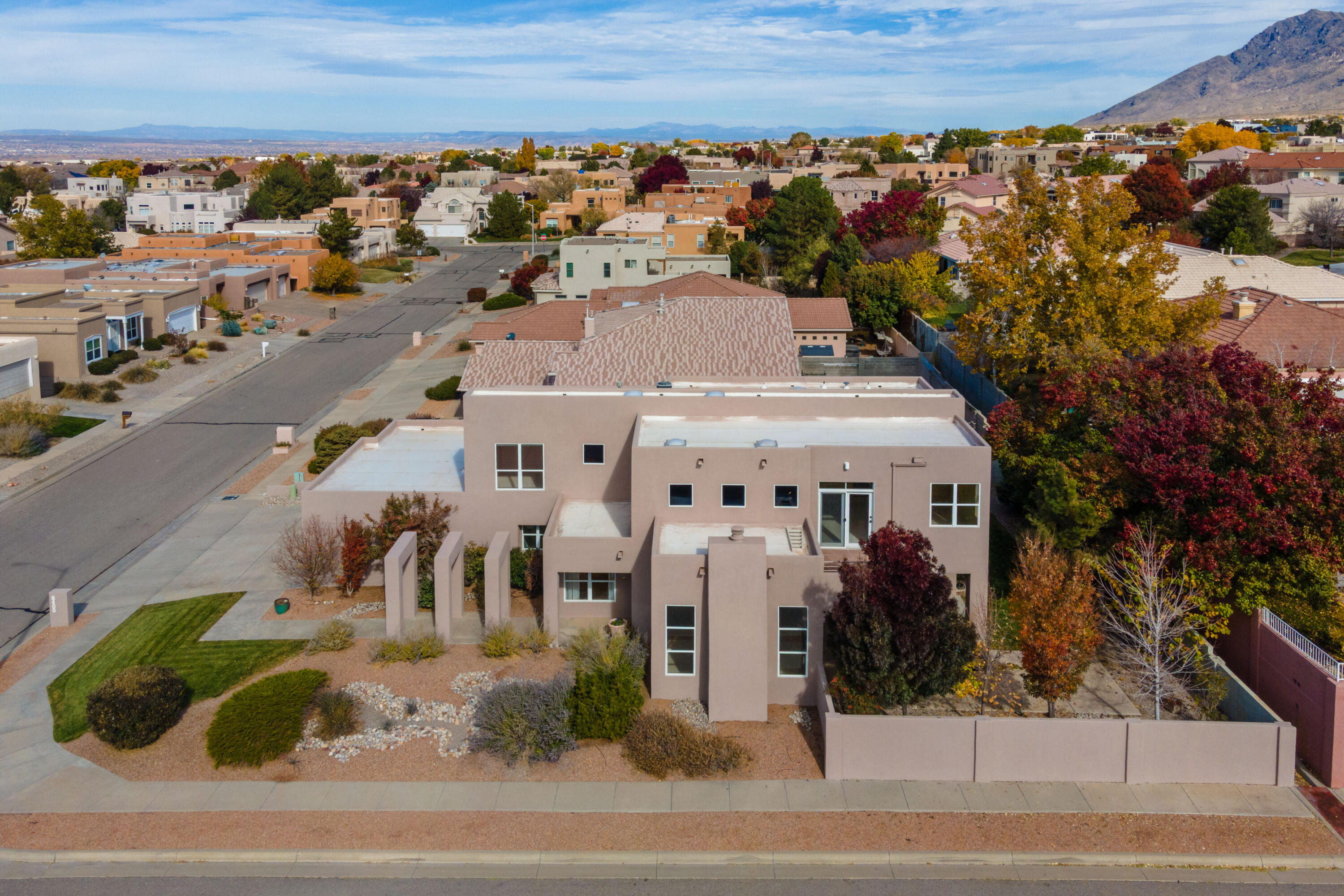 8400 Chateau Drive NE