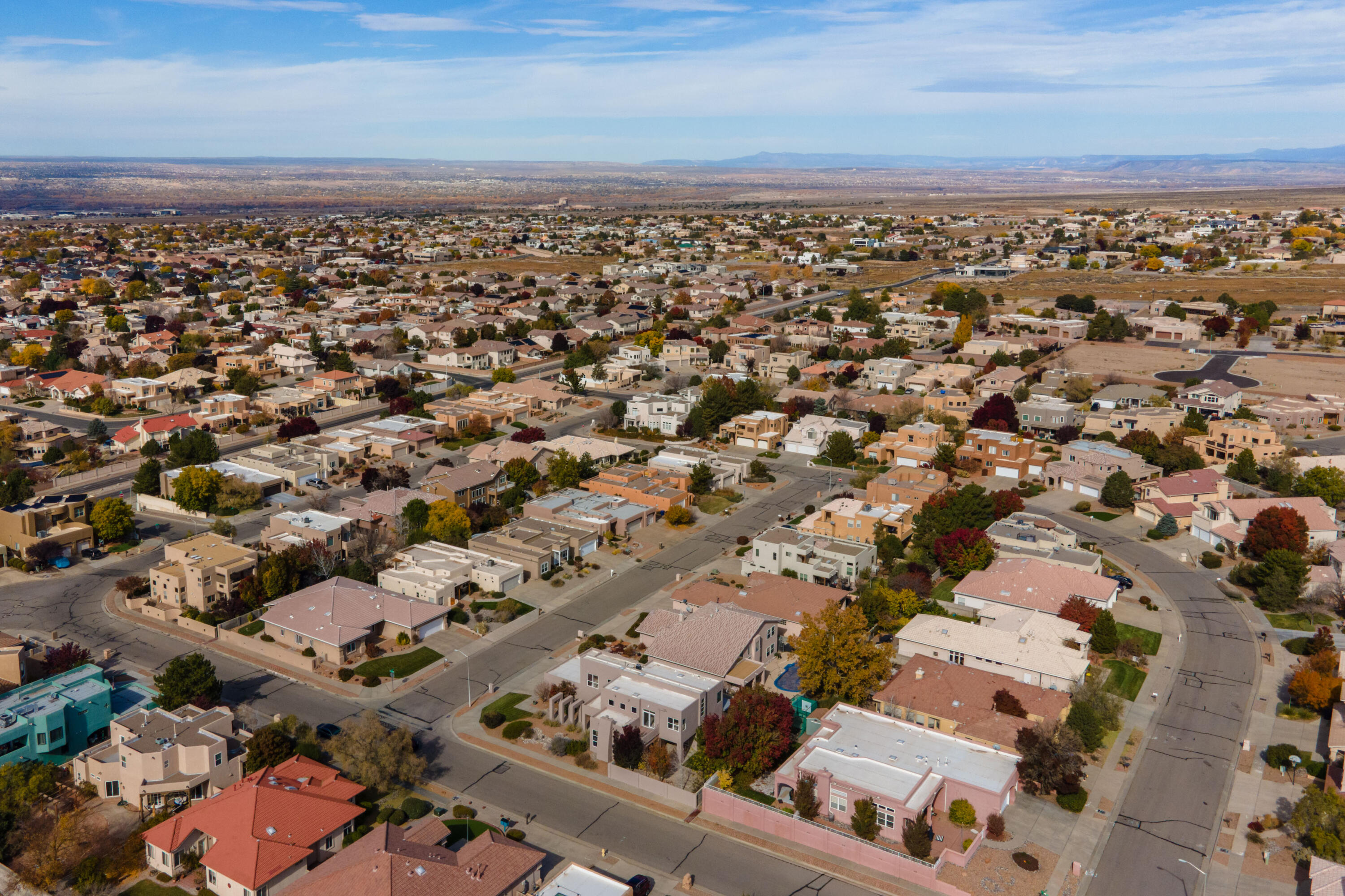 8400 Chateau Drive NE