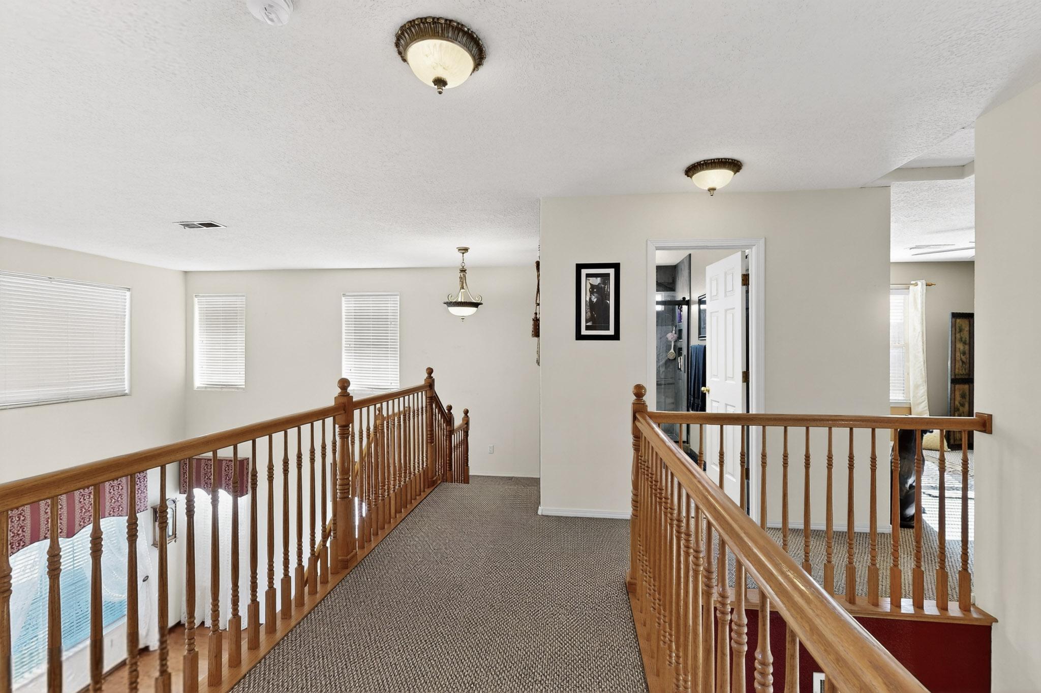 10101 Showlow Street NW