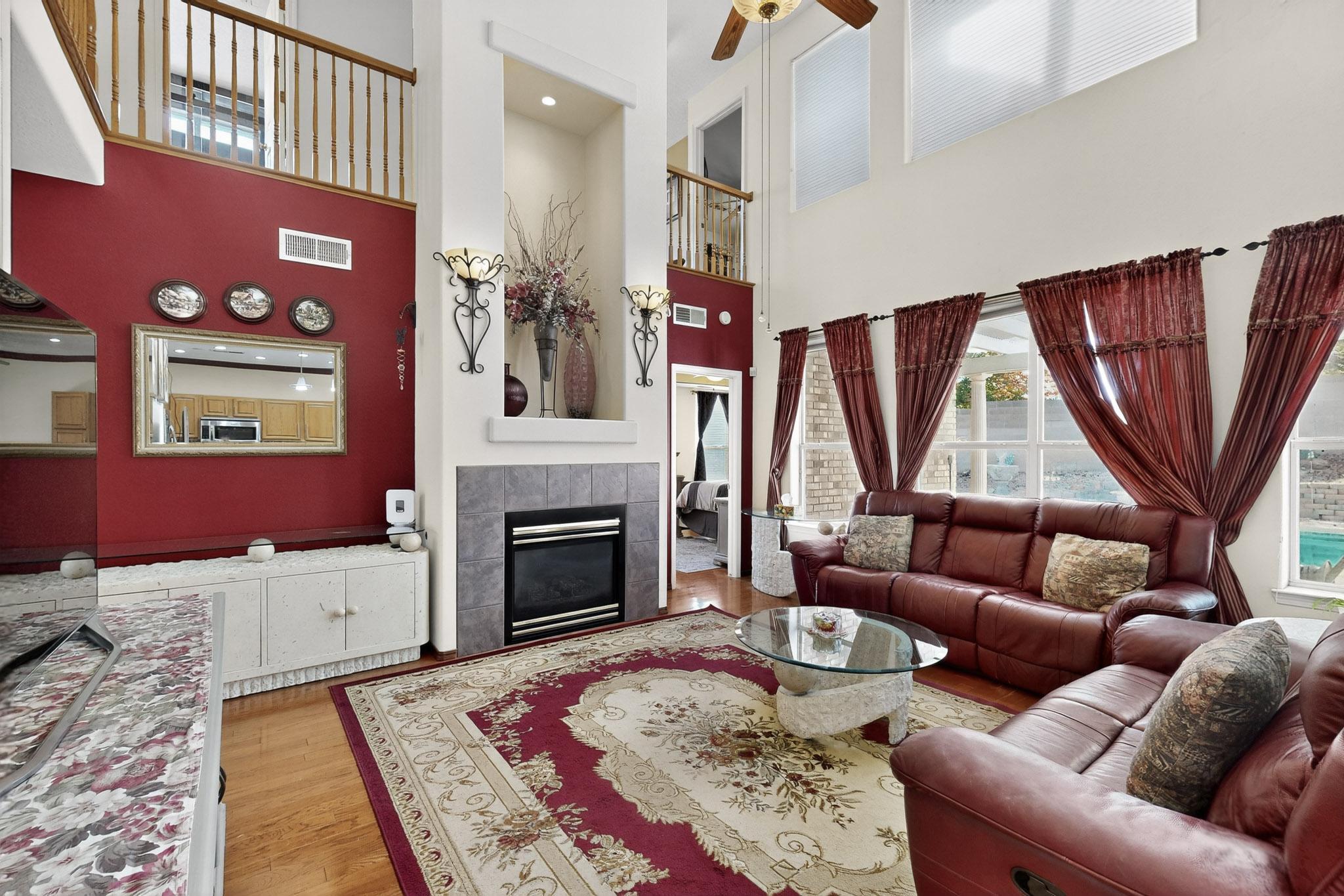 10101 Showlow Street NW