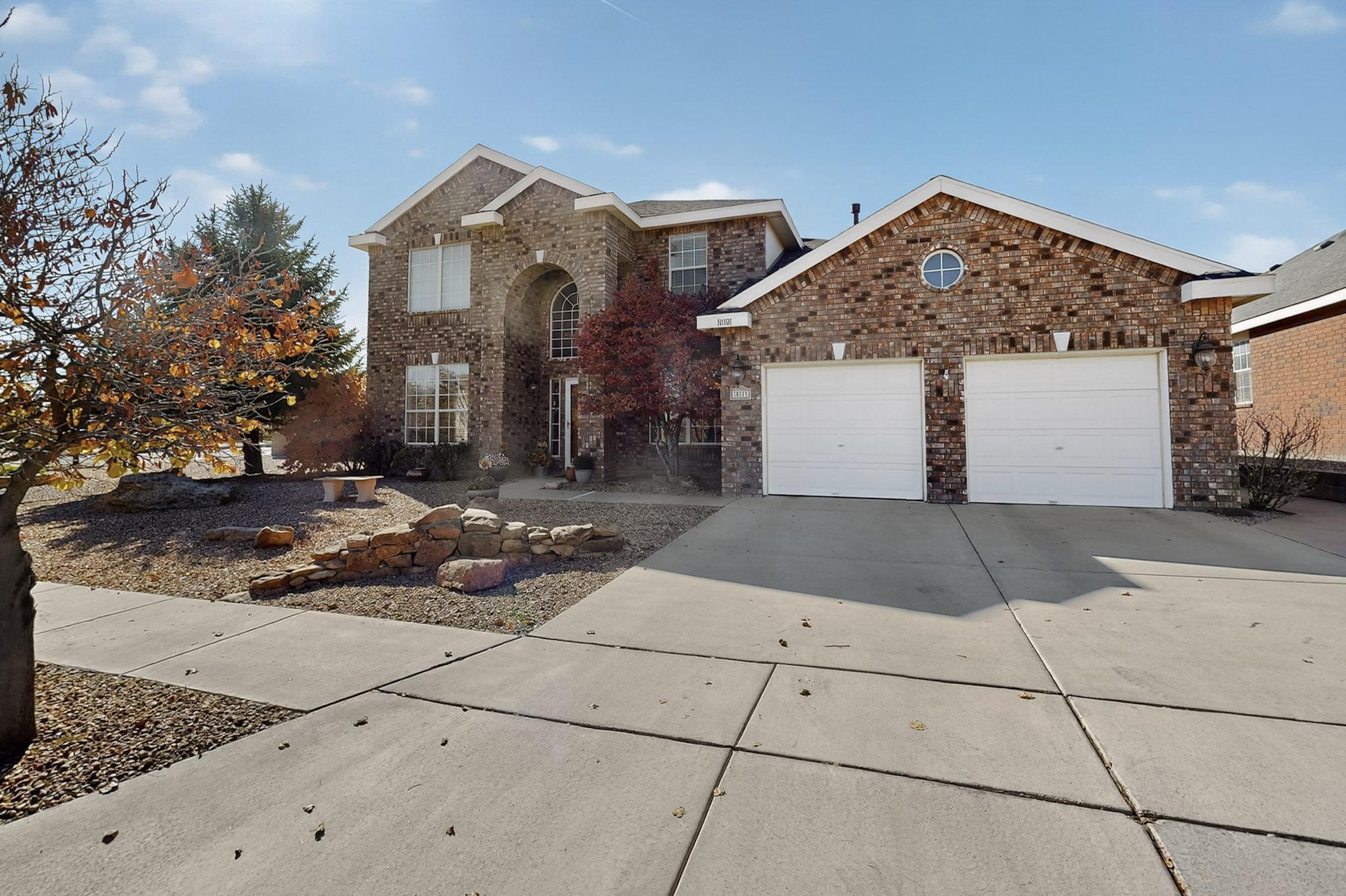 10101 Showlow Street NW