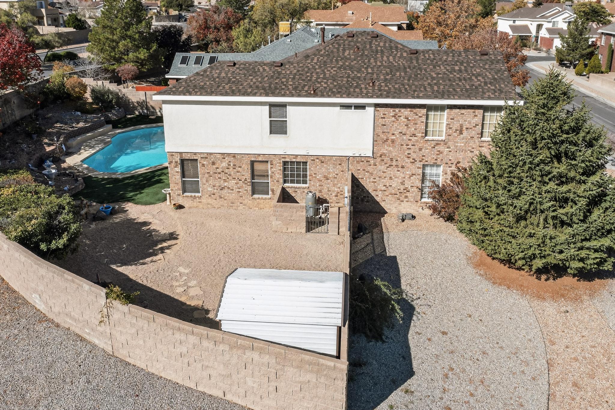 10101 Showlow Street NW