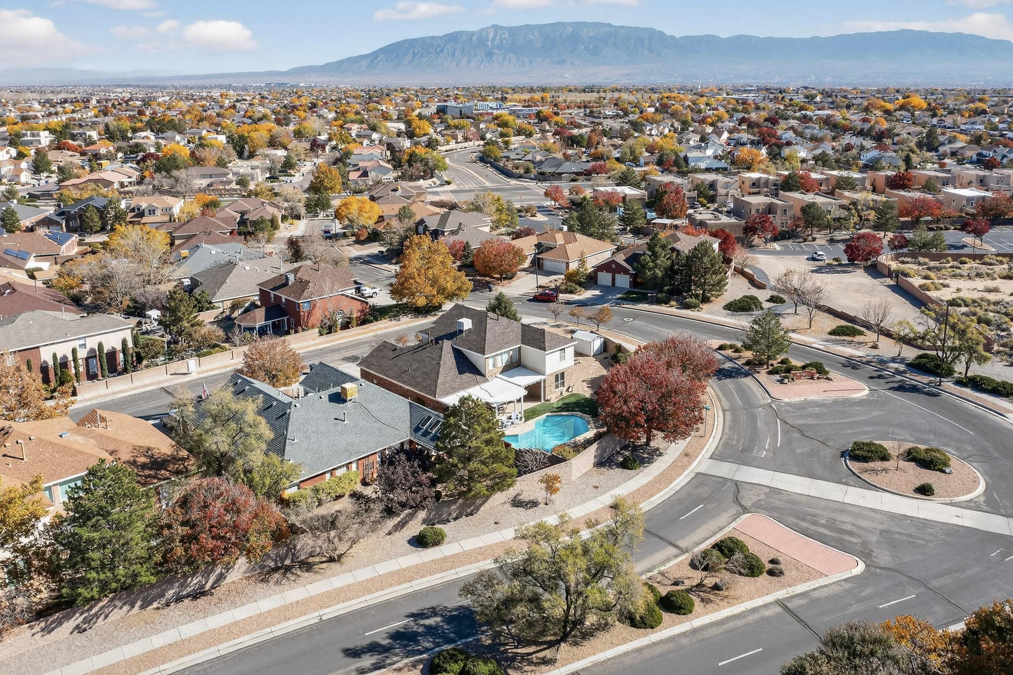 10101 Showlow Street NW