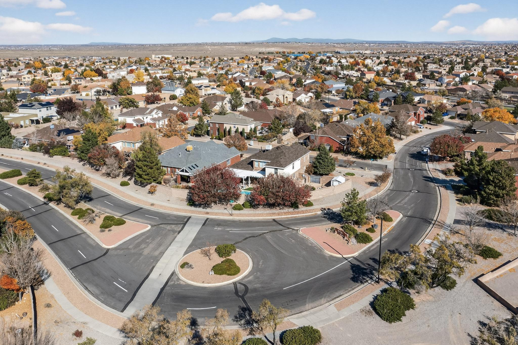 10101 Showlow Street NW