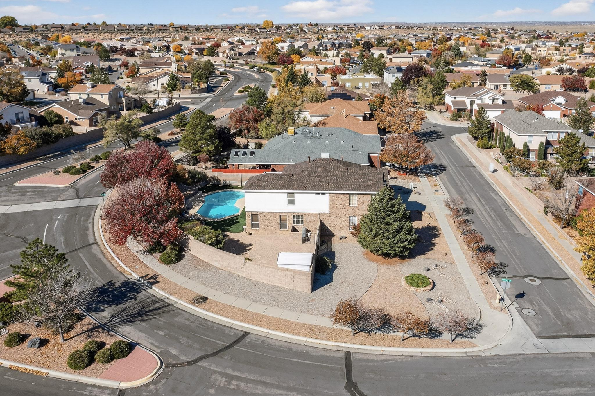 10101 Showlow Street NW