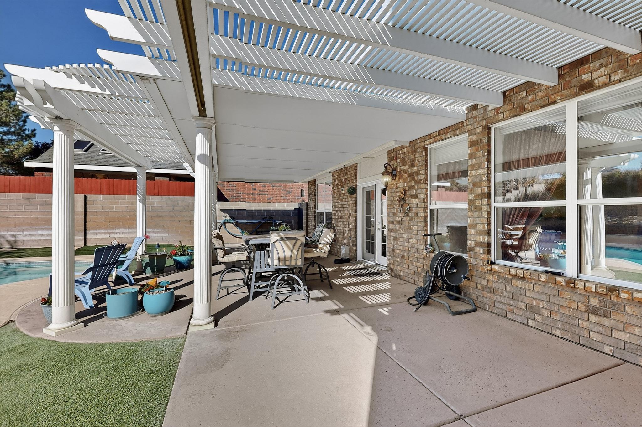 10101 Showlow Street NW