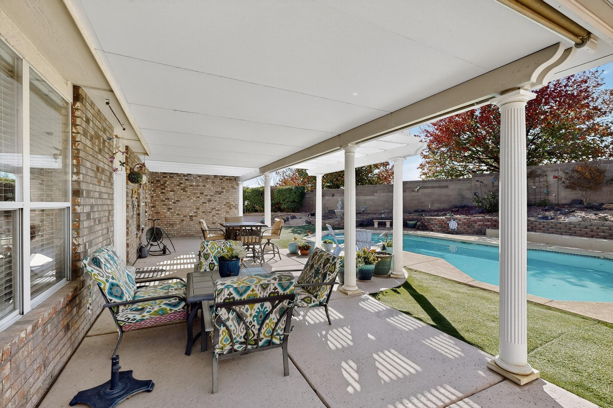 10101 Showlow Street NW