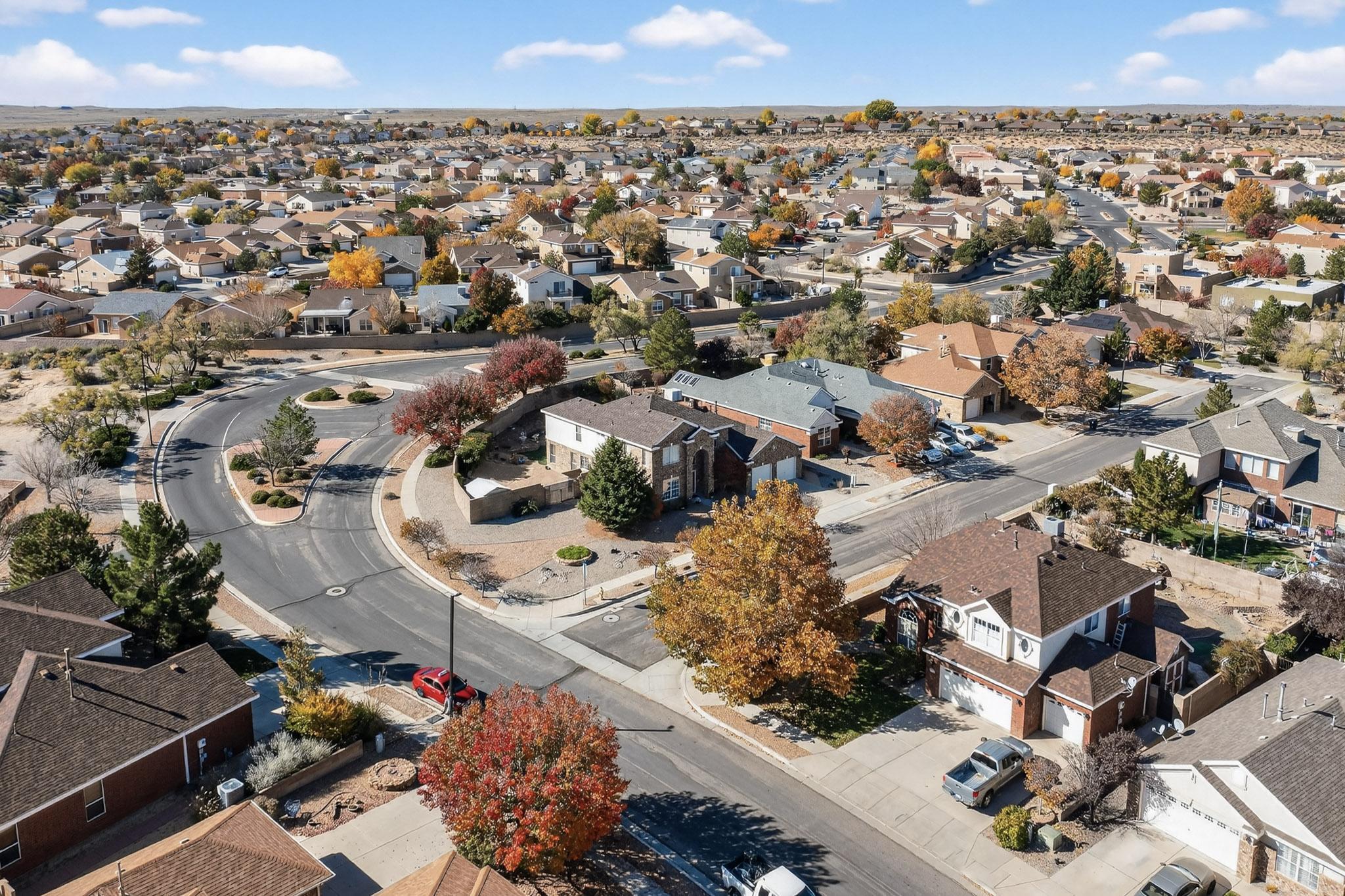 10101 Showlow Street NW