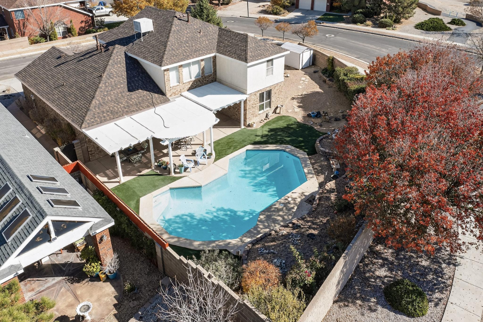 10101 Showlow Street NW