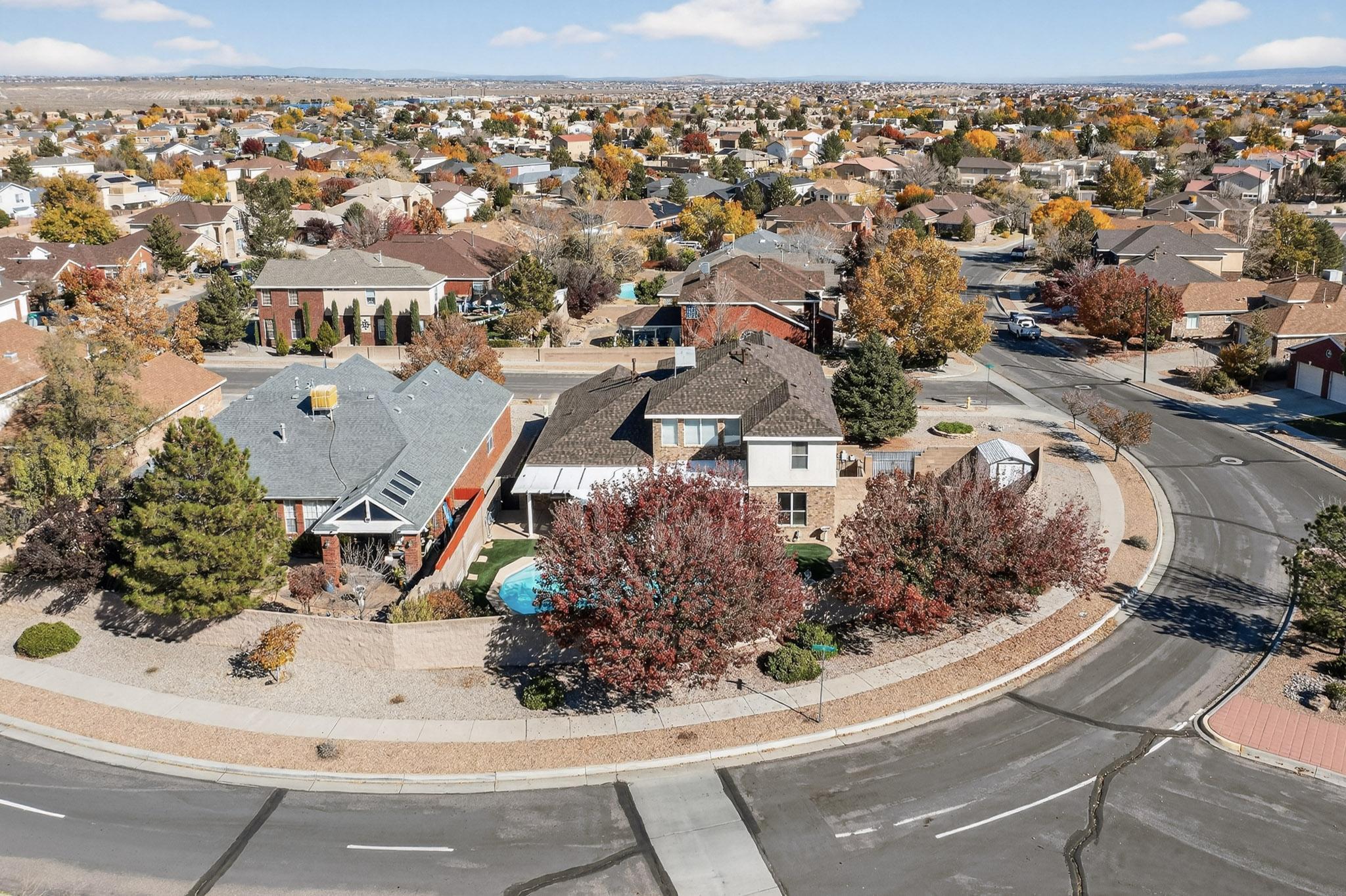 10101 Showlow Street NW