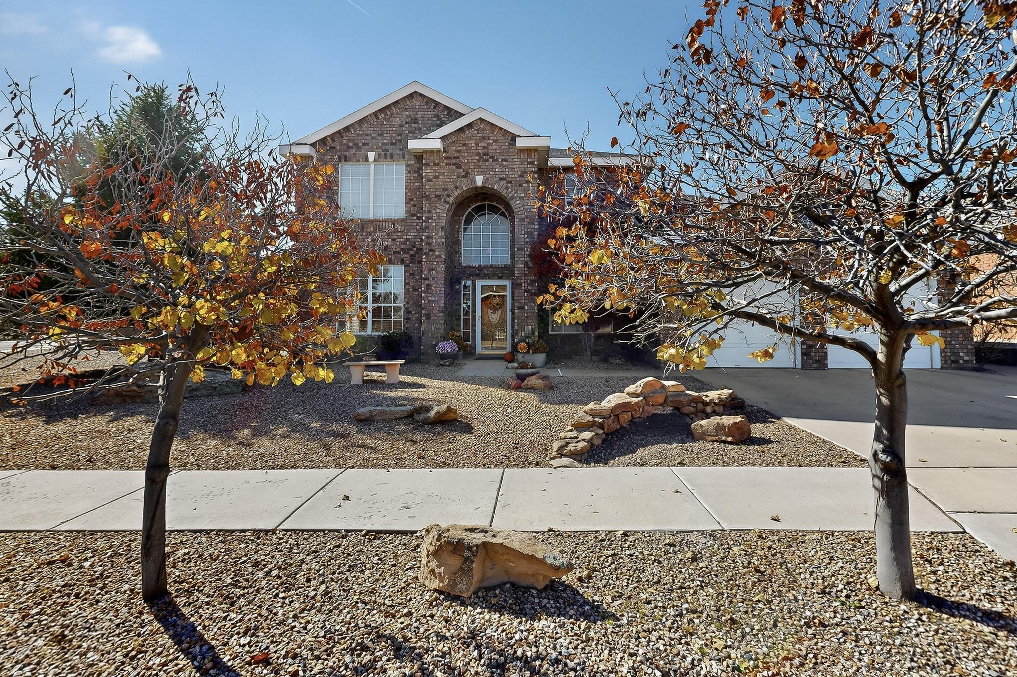 10101 Showlow Street NW