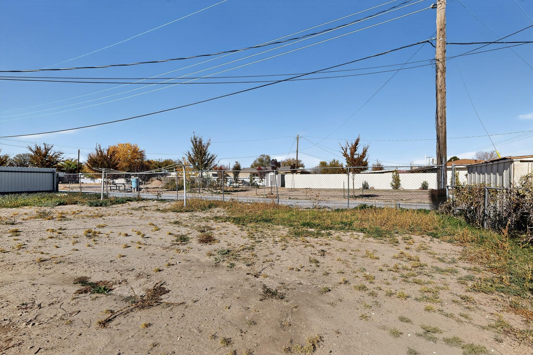 1008 W Ross Avenue