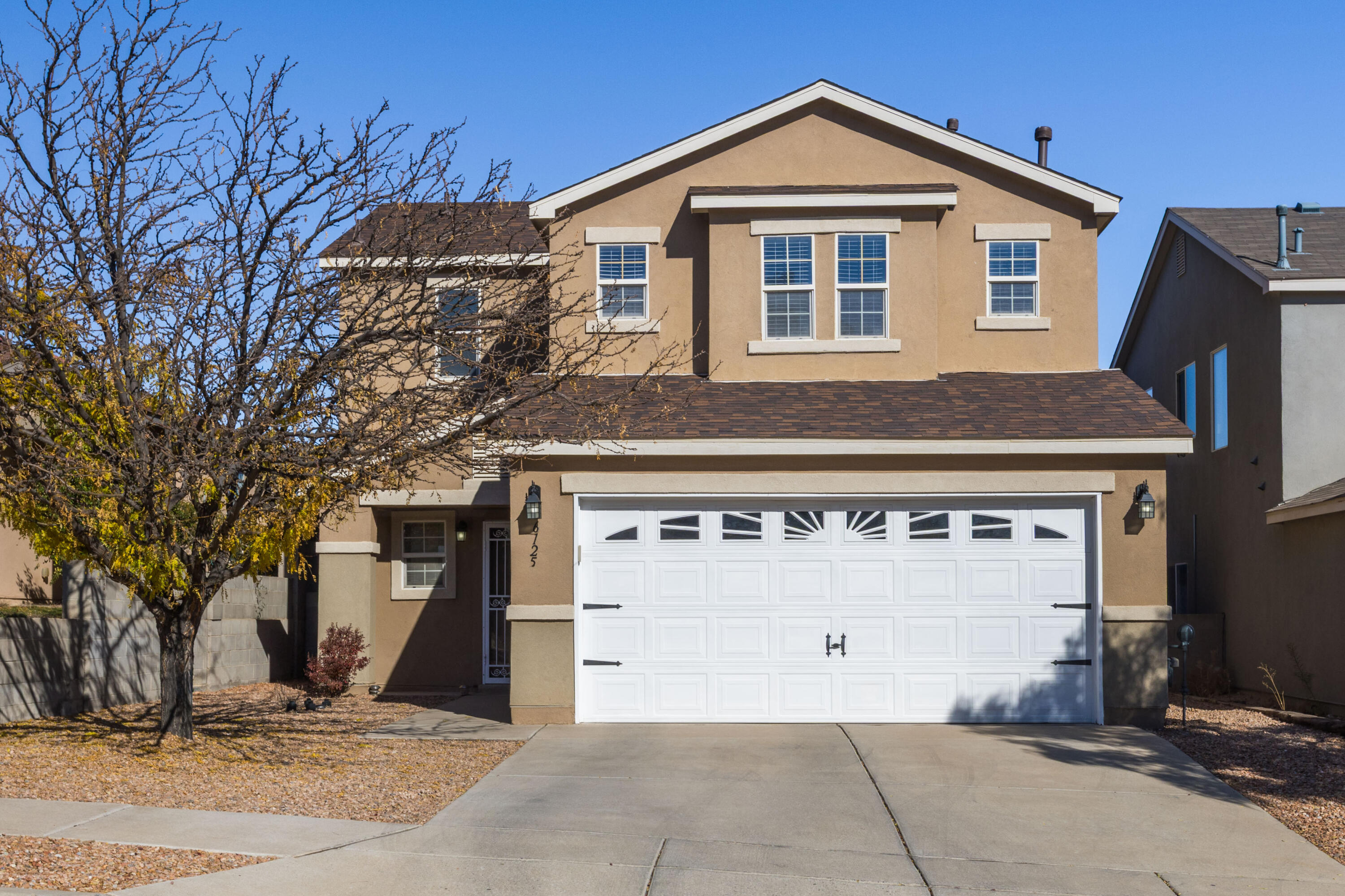 6125 Red Rock NW