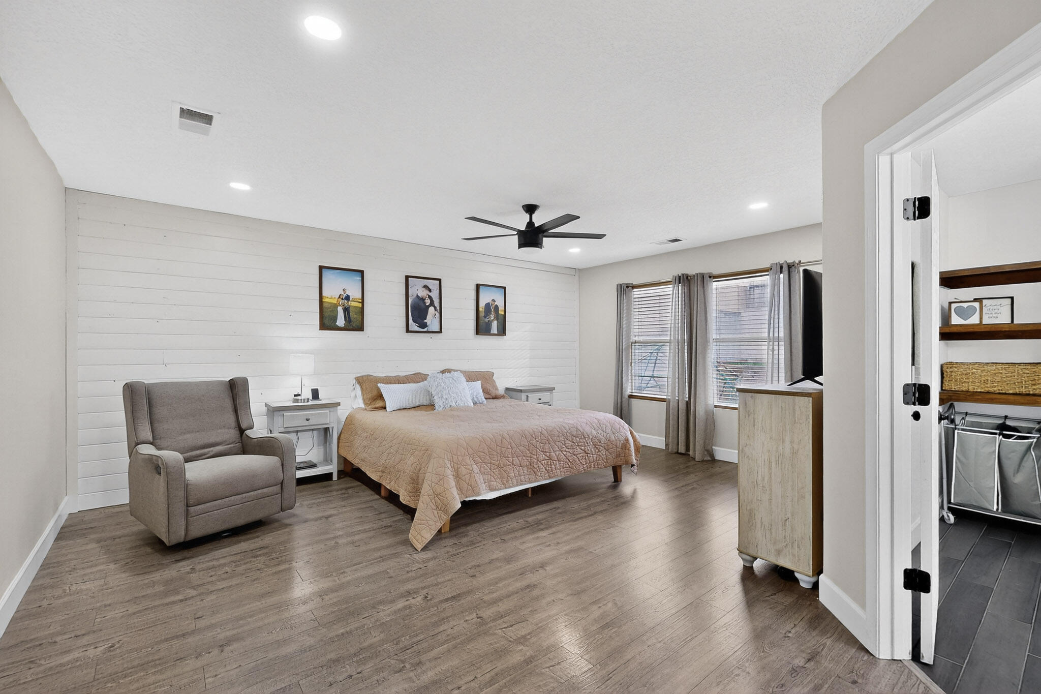 5348 River Ridge Avenue NW