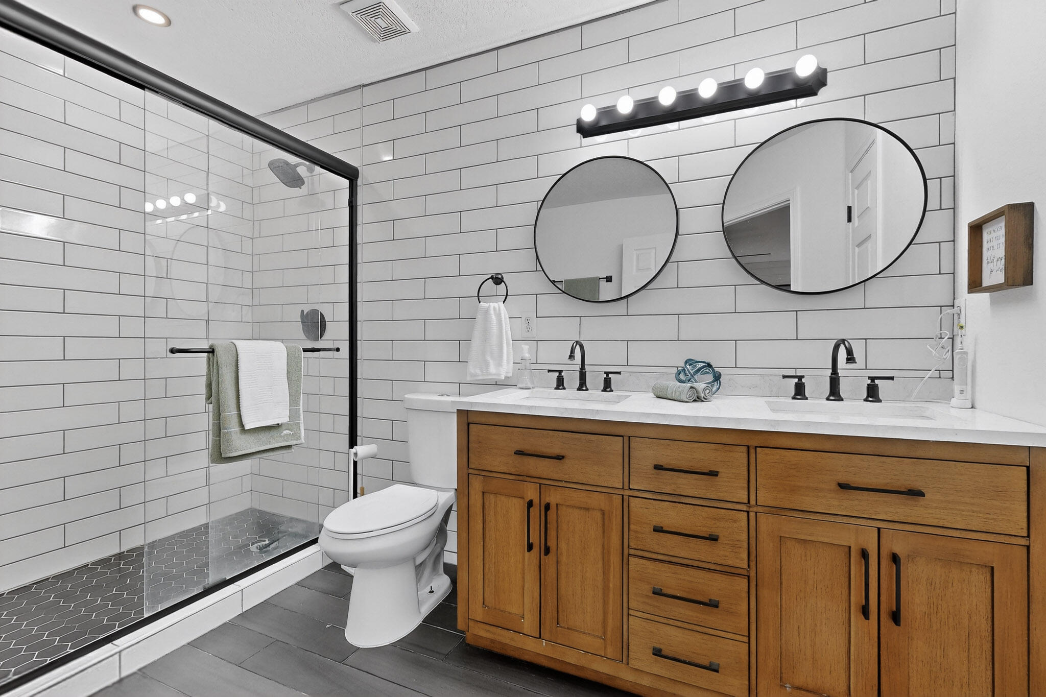 5348 River Ridge Avenue NW