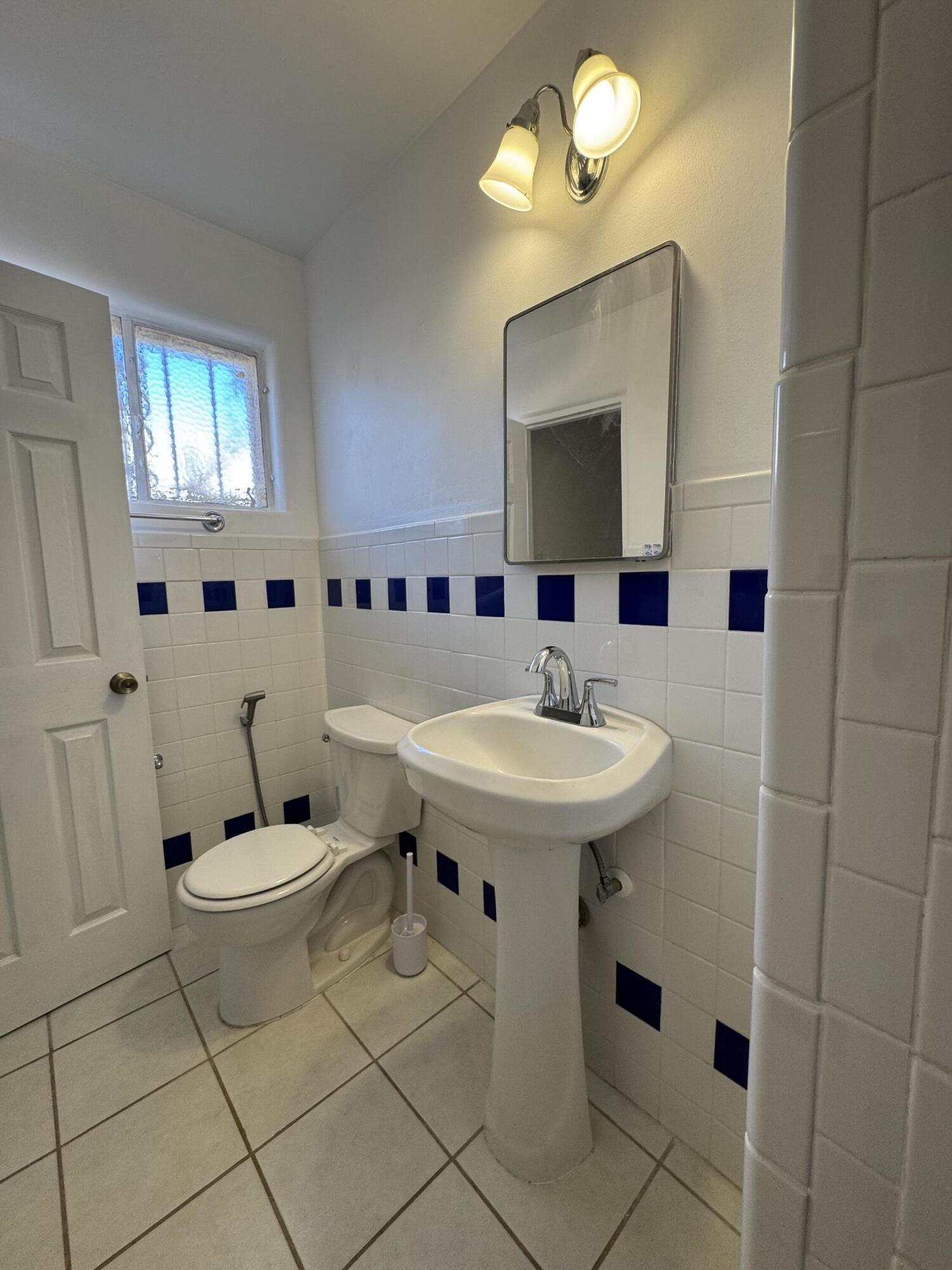 445 Graceland Drive SE