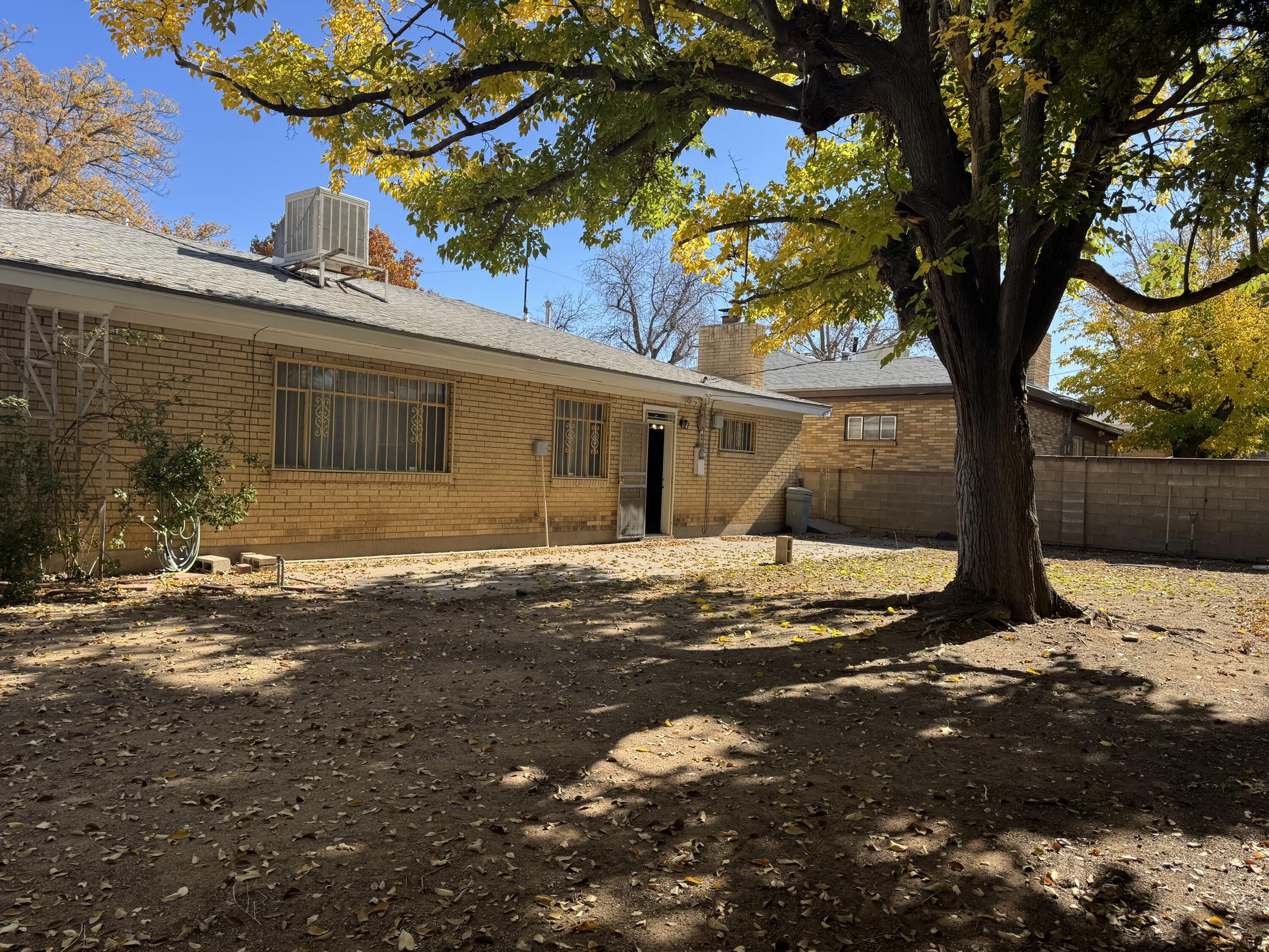 445 Graceland Drive SE