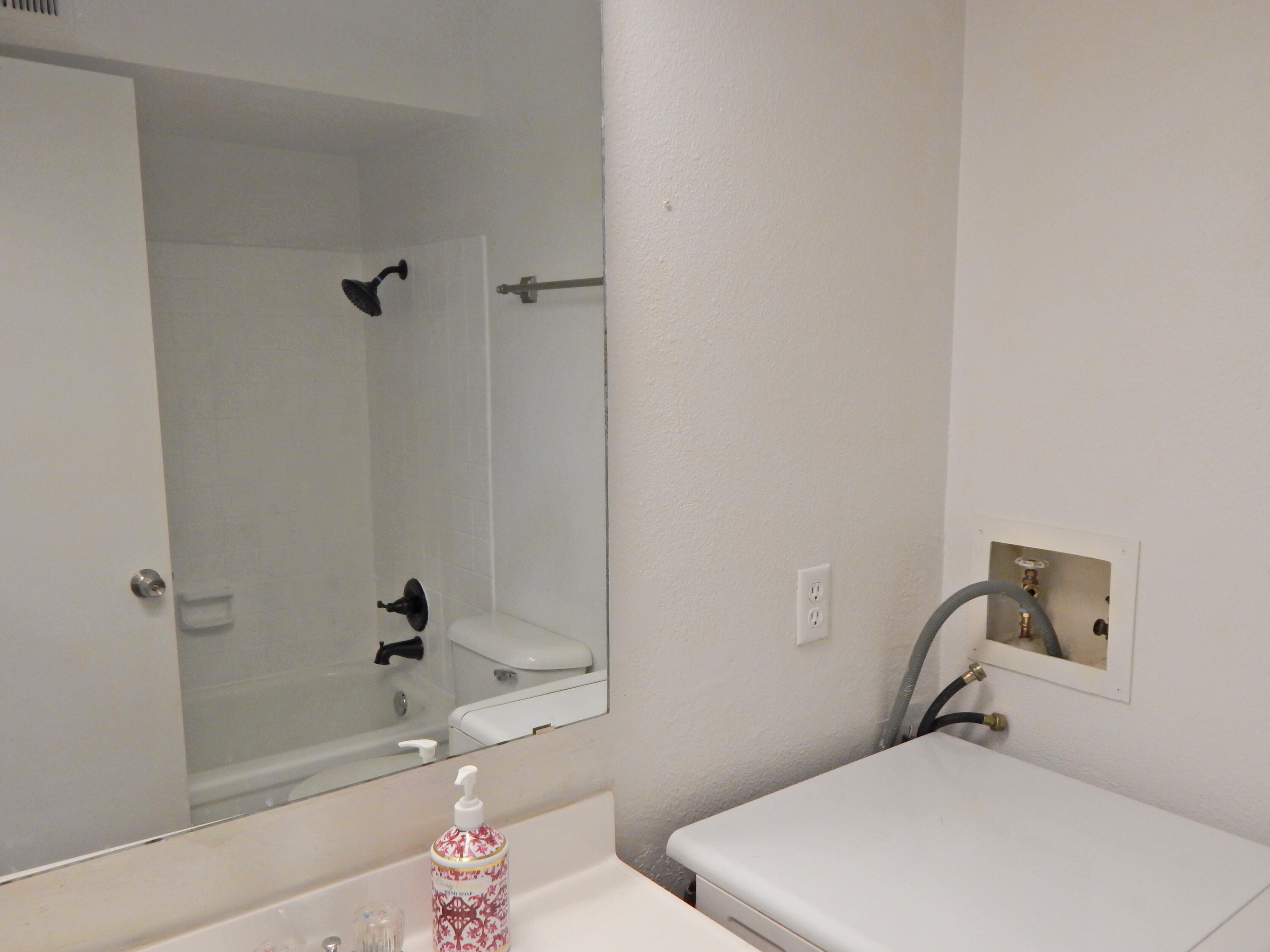 3857 Montgomery Boulevard NE APT 1234