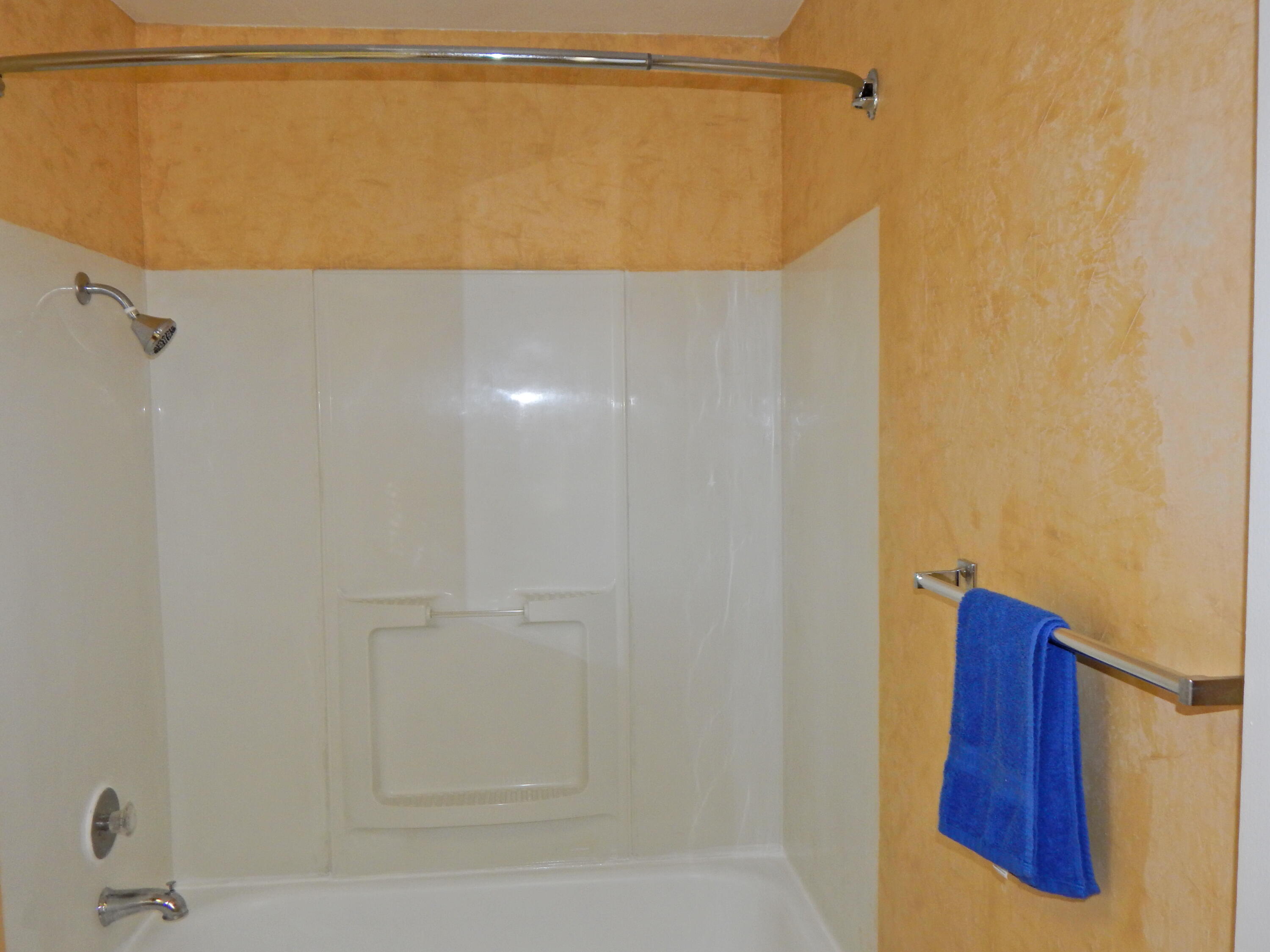 3857 Montgomery Boulevard NE APT 1234