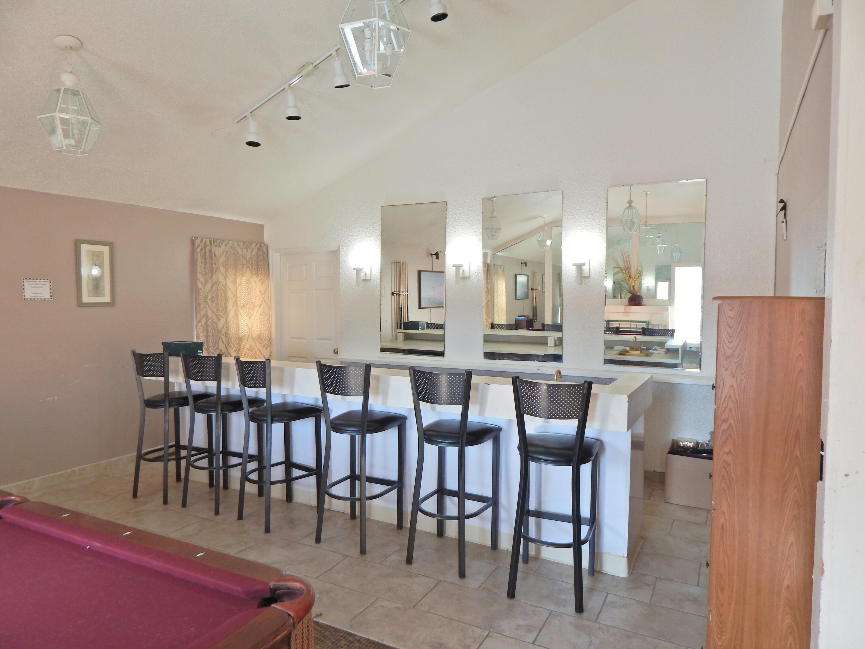 3857 Montgomery Boulevard NE APT 1234