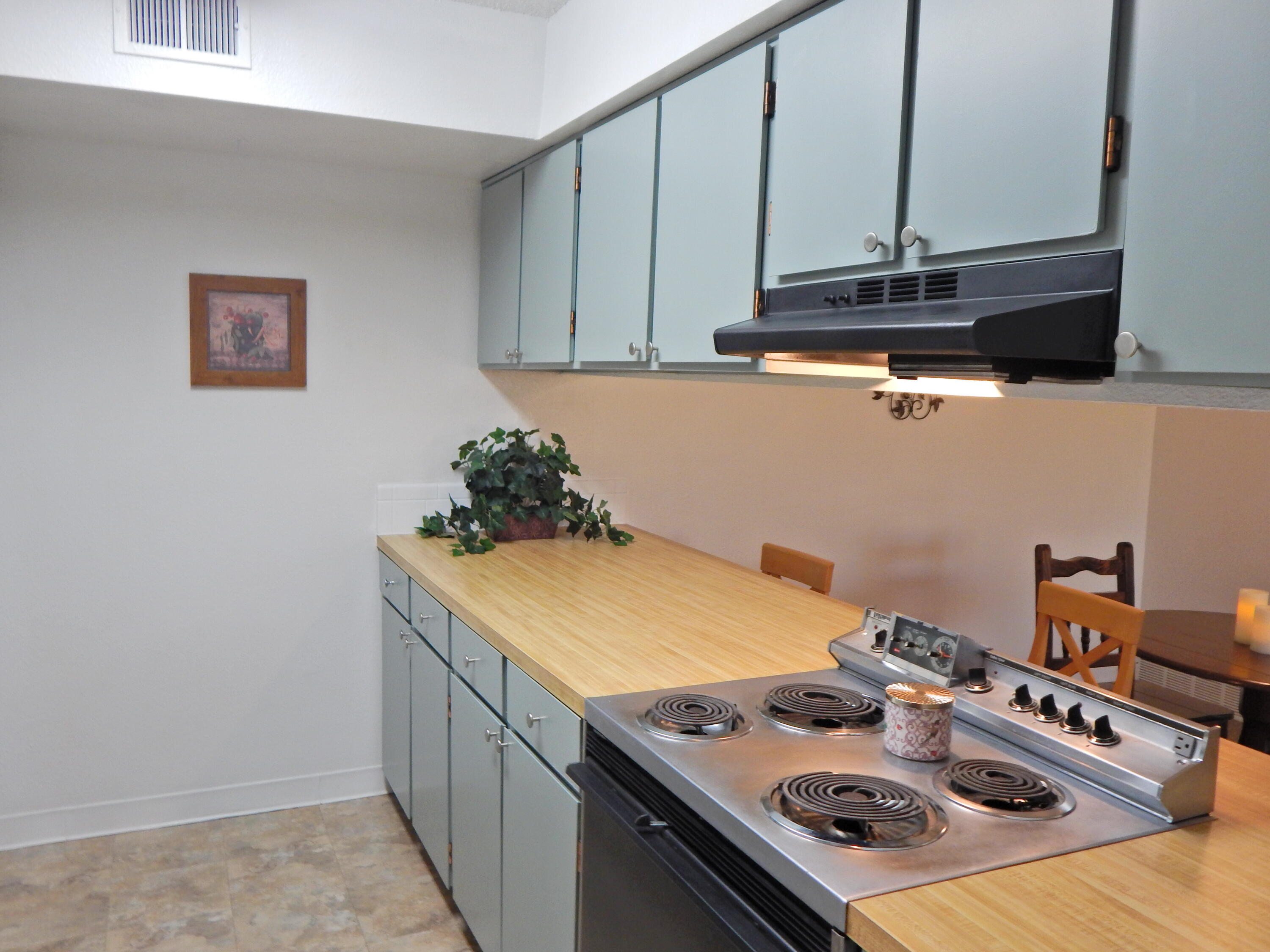 3857 Montgomery Boulevard NE APT 1234