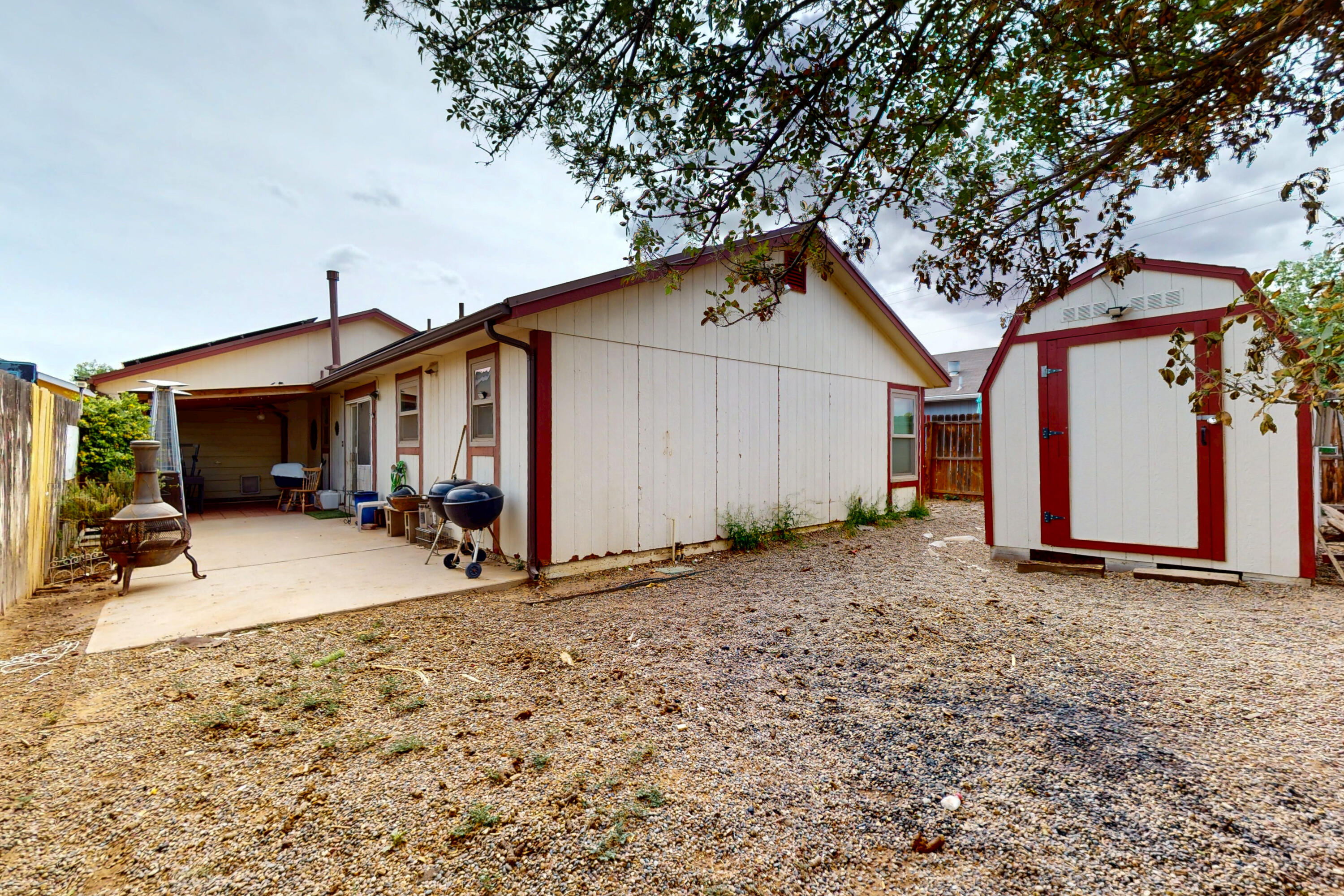 2040 Gomez Drive SW