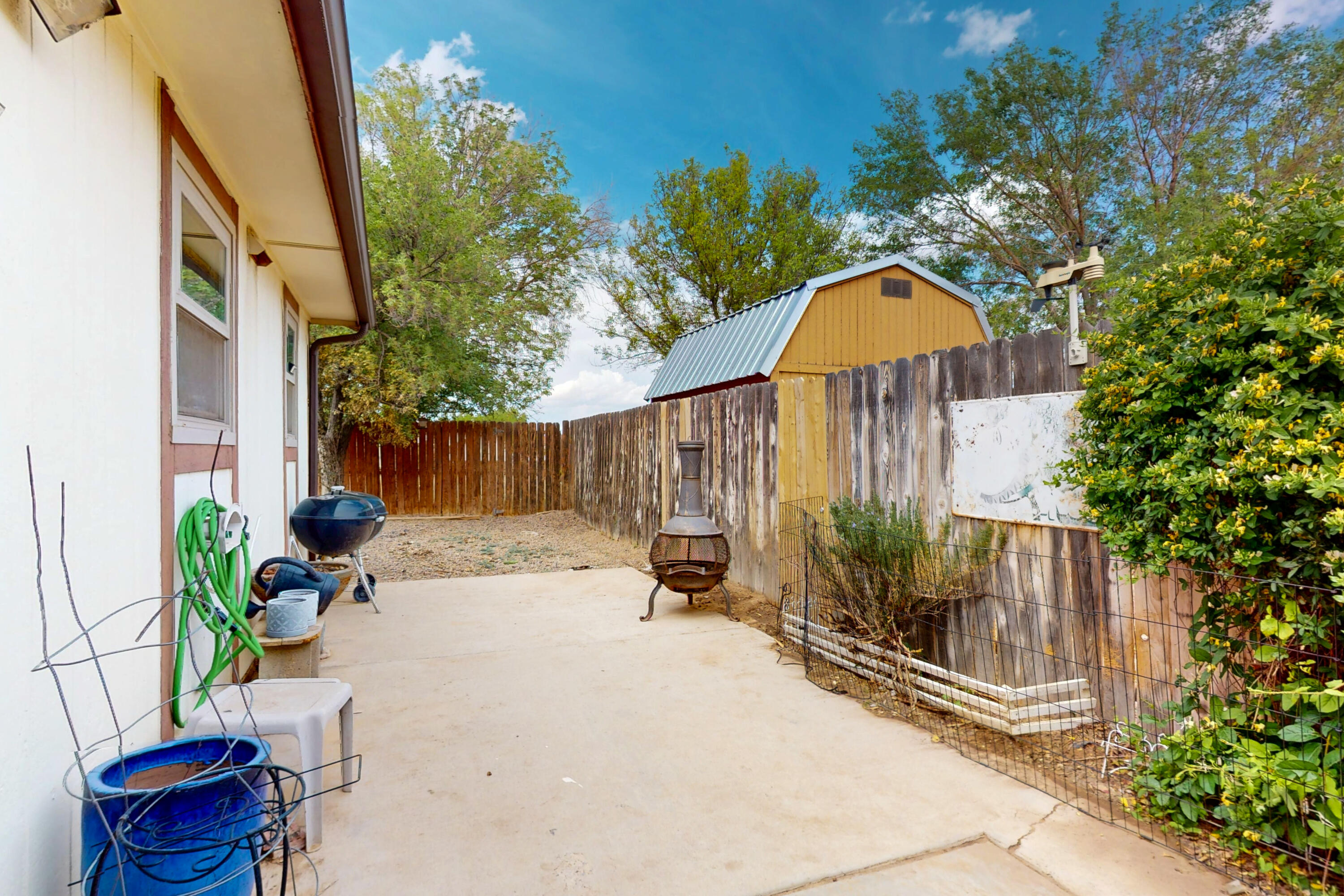 2040 Gomez Drive SW