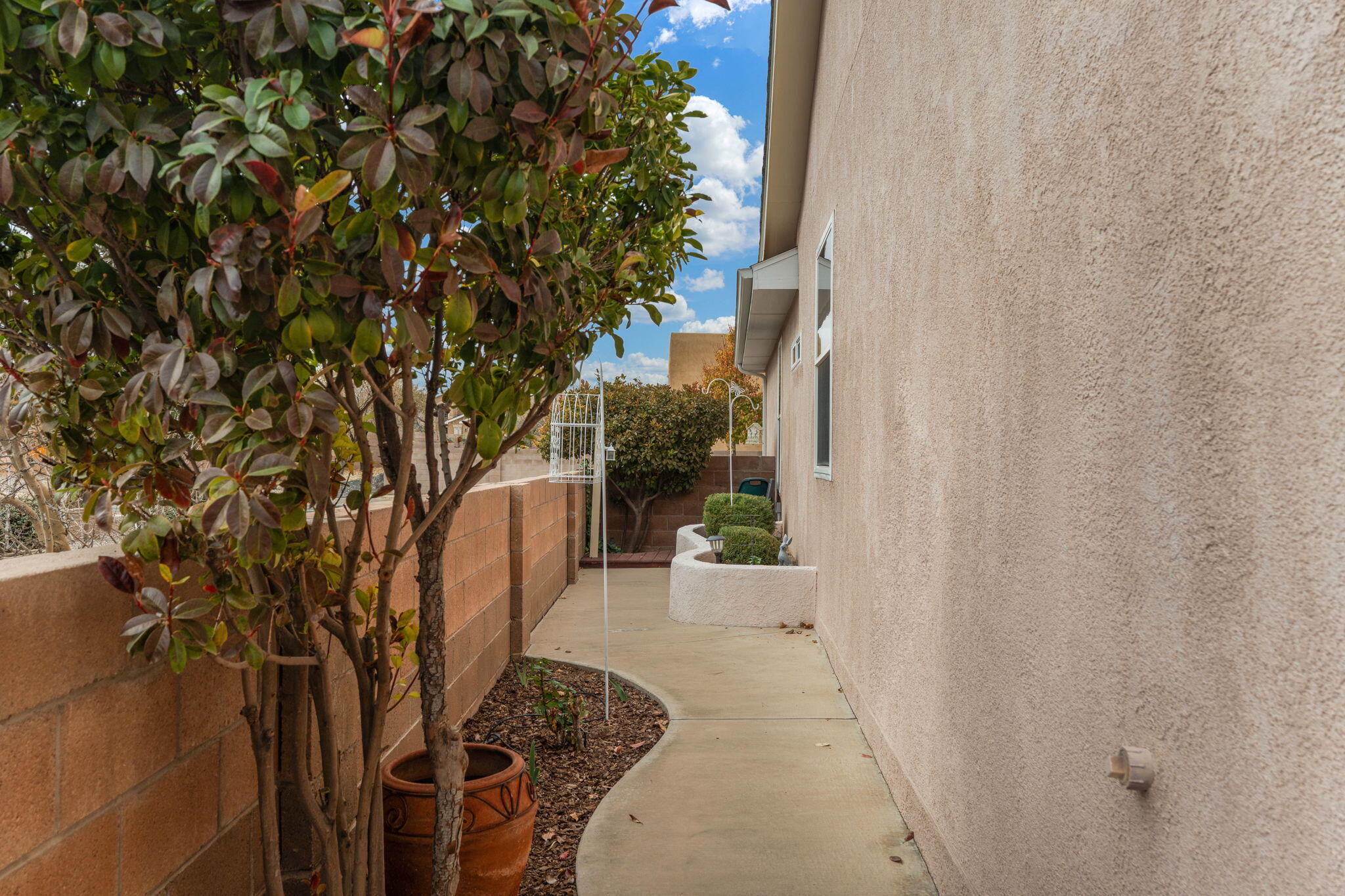 10224 Marin Drive NW