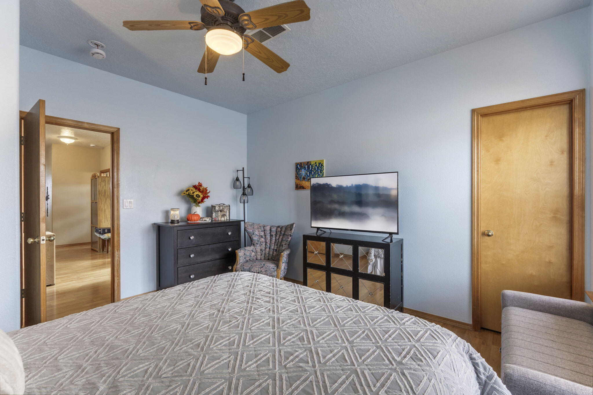 10224 Marin Drive NW