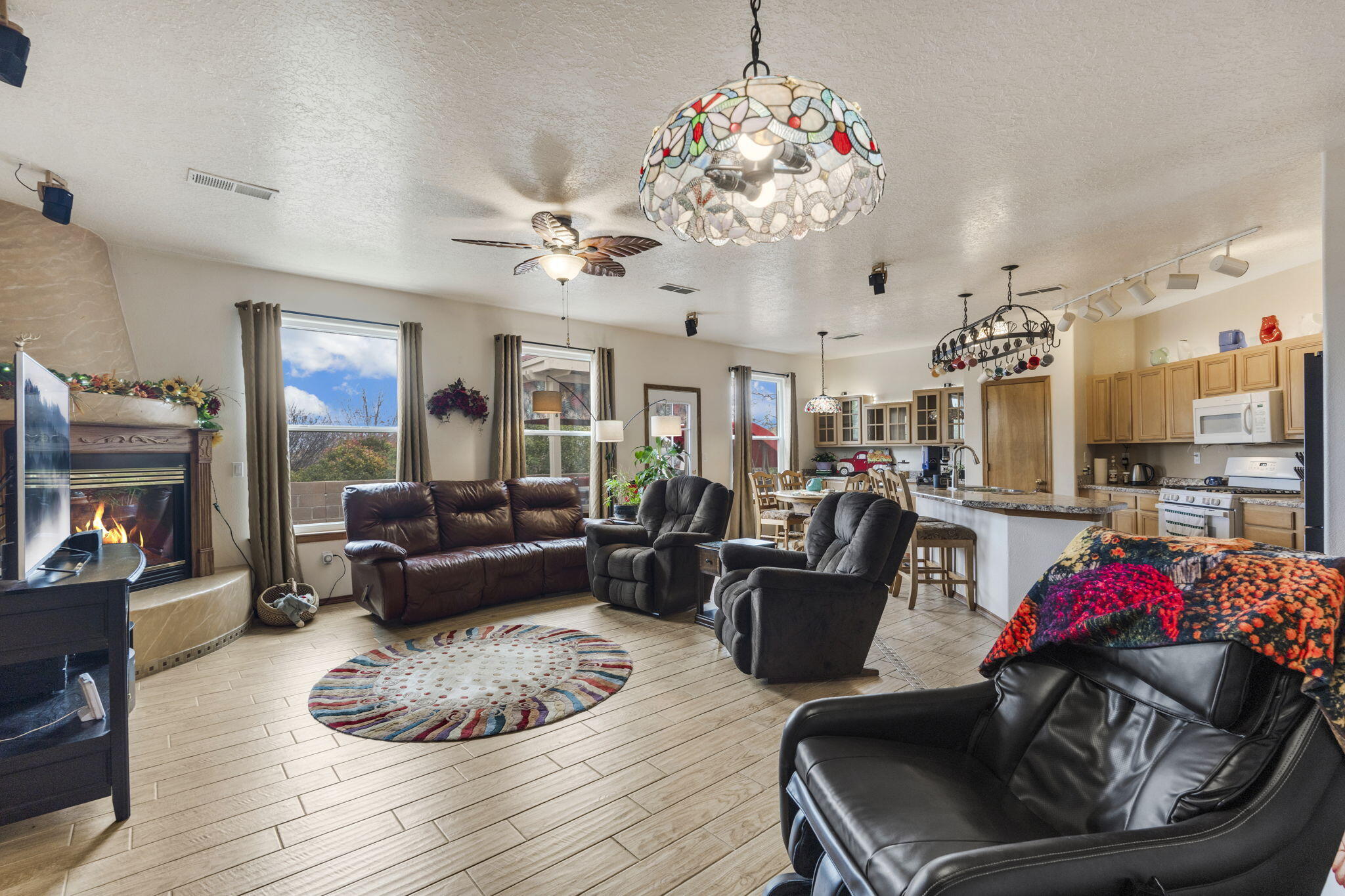 10224 Marin Drive NW